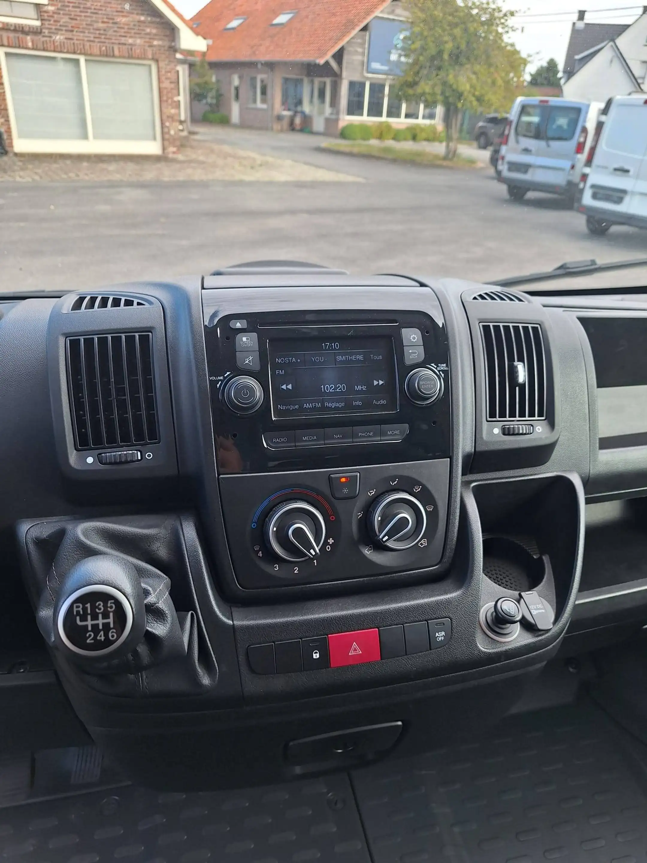 Peugeot Boxer 2.0HDI 163pk Laadklep meubelbak Hayon 19000km! — photo 9