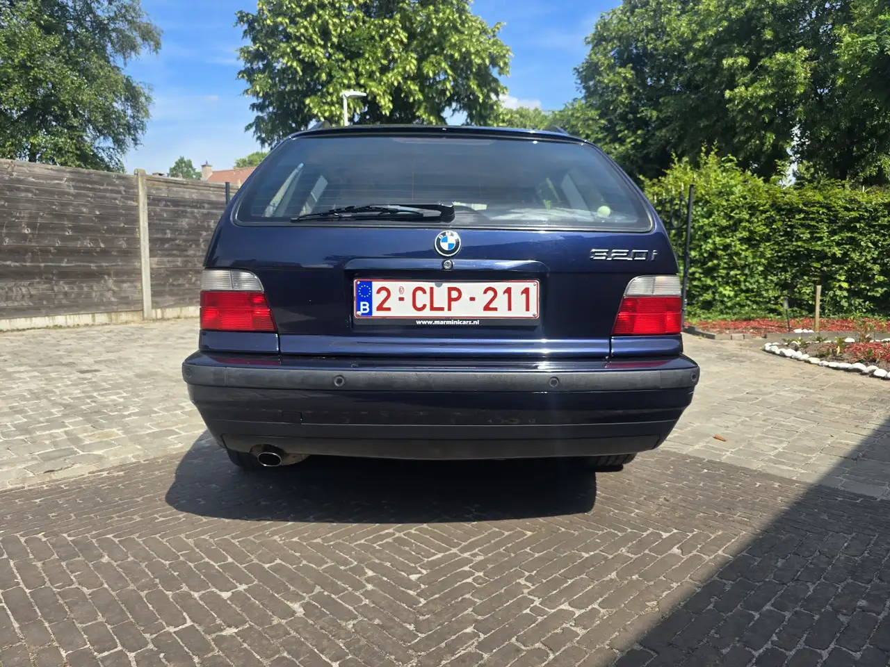 BMW 320i touring Exclusiv Edition, foto 4