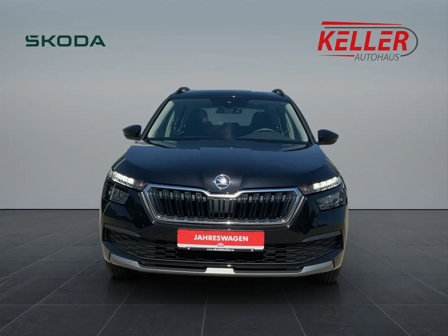 Skoda Kamiq Ambition 1,0 TSI 70 kW 5-Gang Zwart - 2