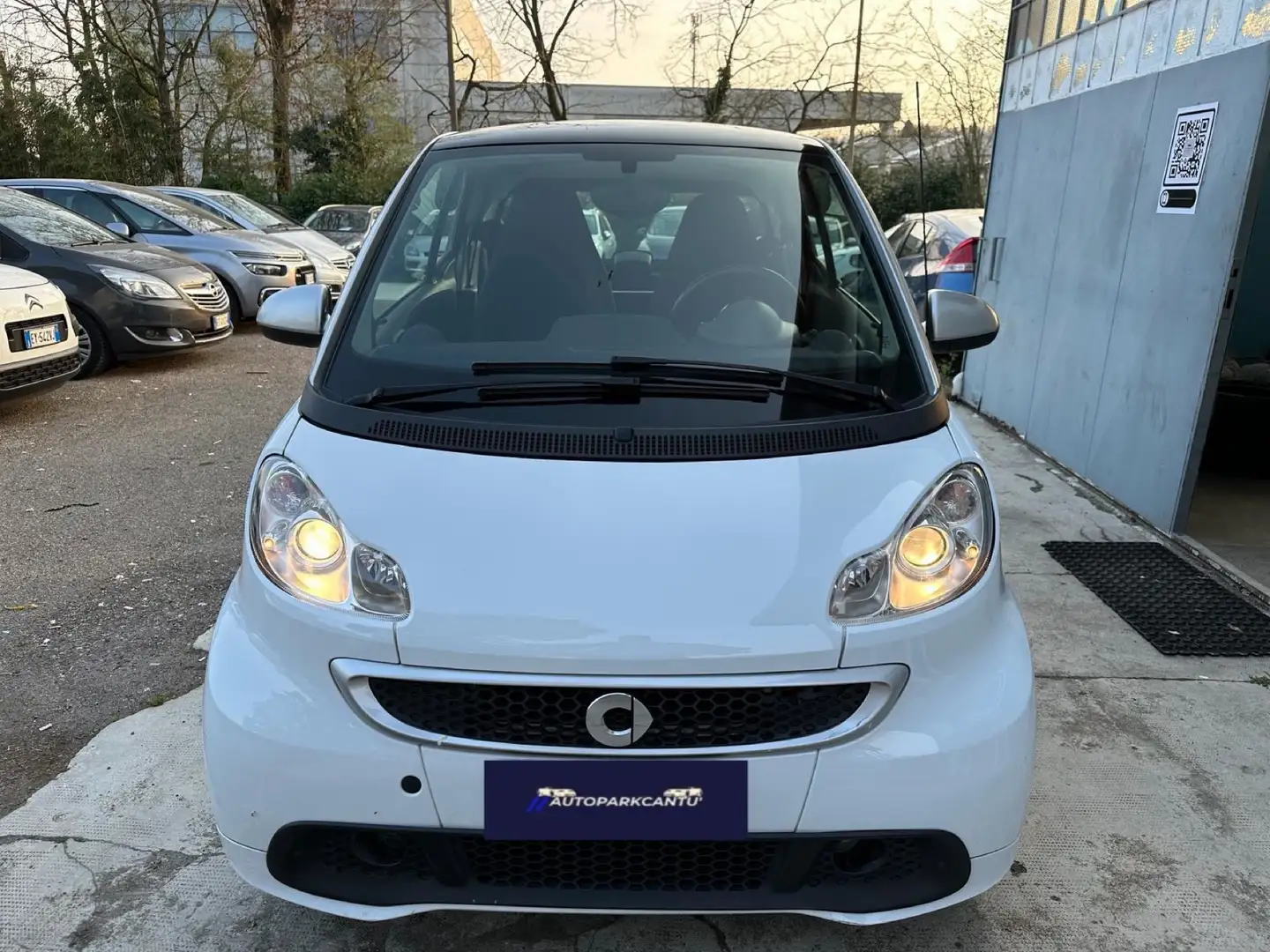 smart forTwo 1.0 mhd Special One 71cv Bianco - 2