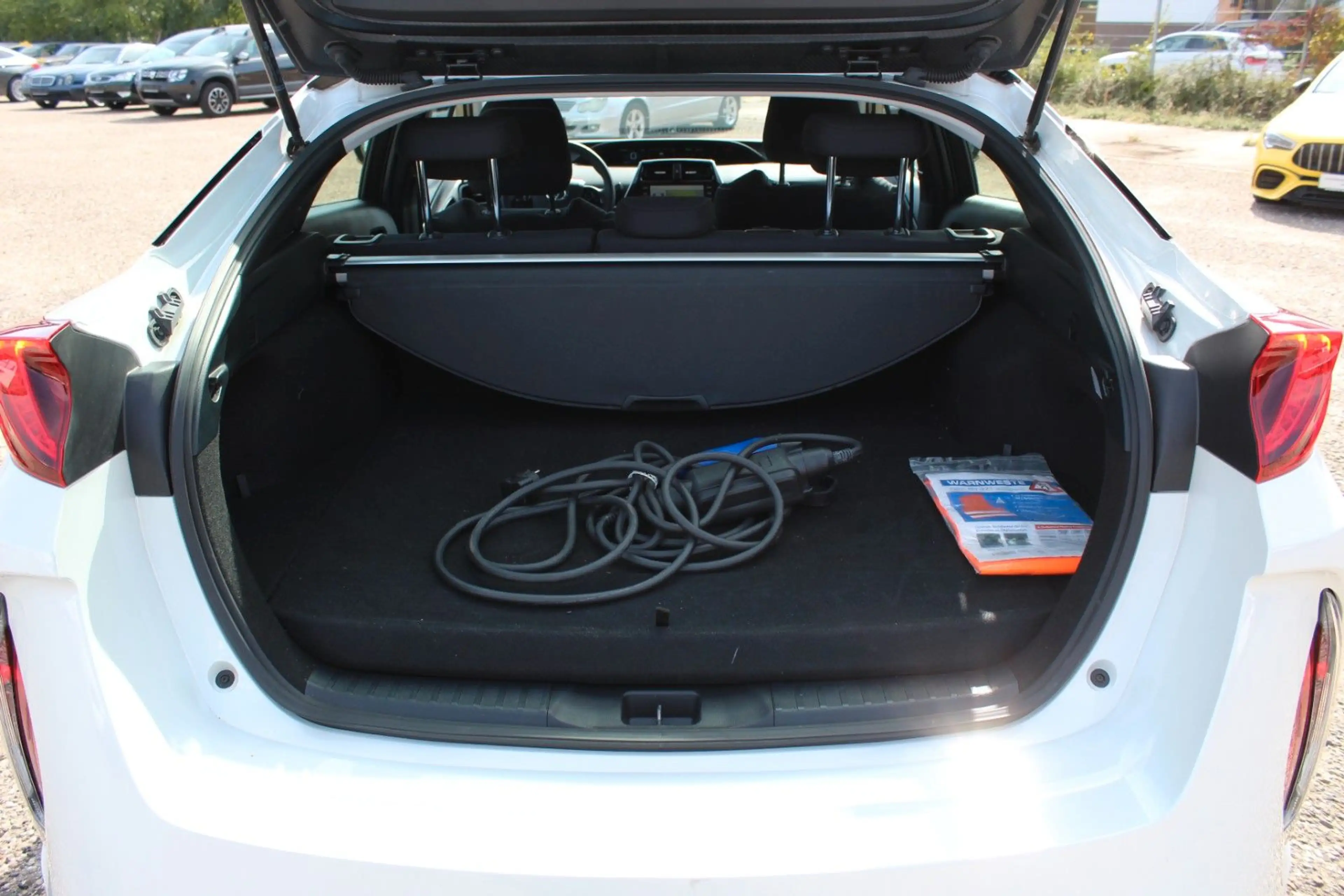 Toyota Prius Plug-in Hybrid Comfort*ACC*LED*Kamera*NAVI — photo 11