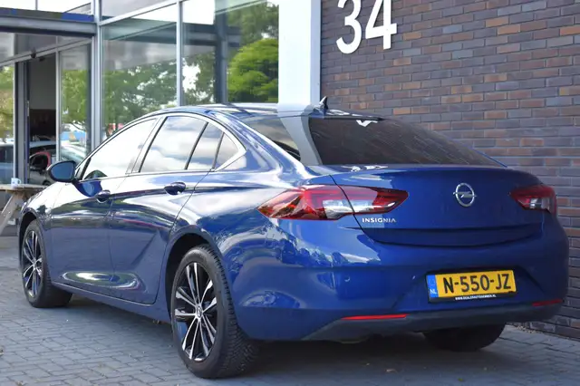 Opel Insignia view 10
