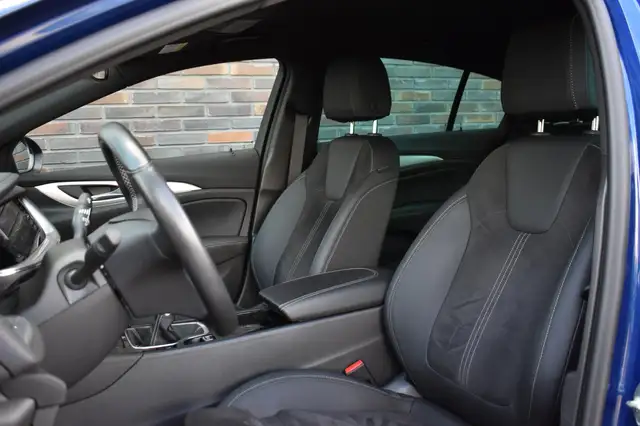 Opel Insignia view 4