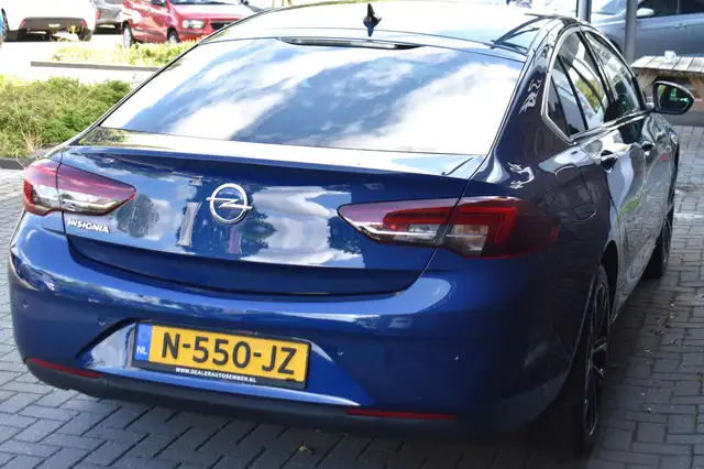 Opel Insignia view 12