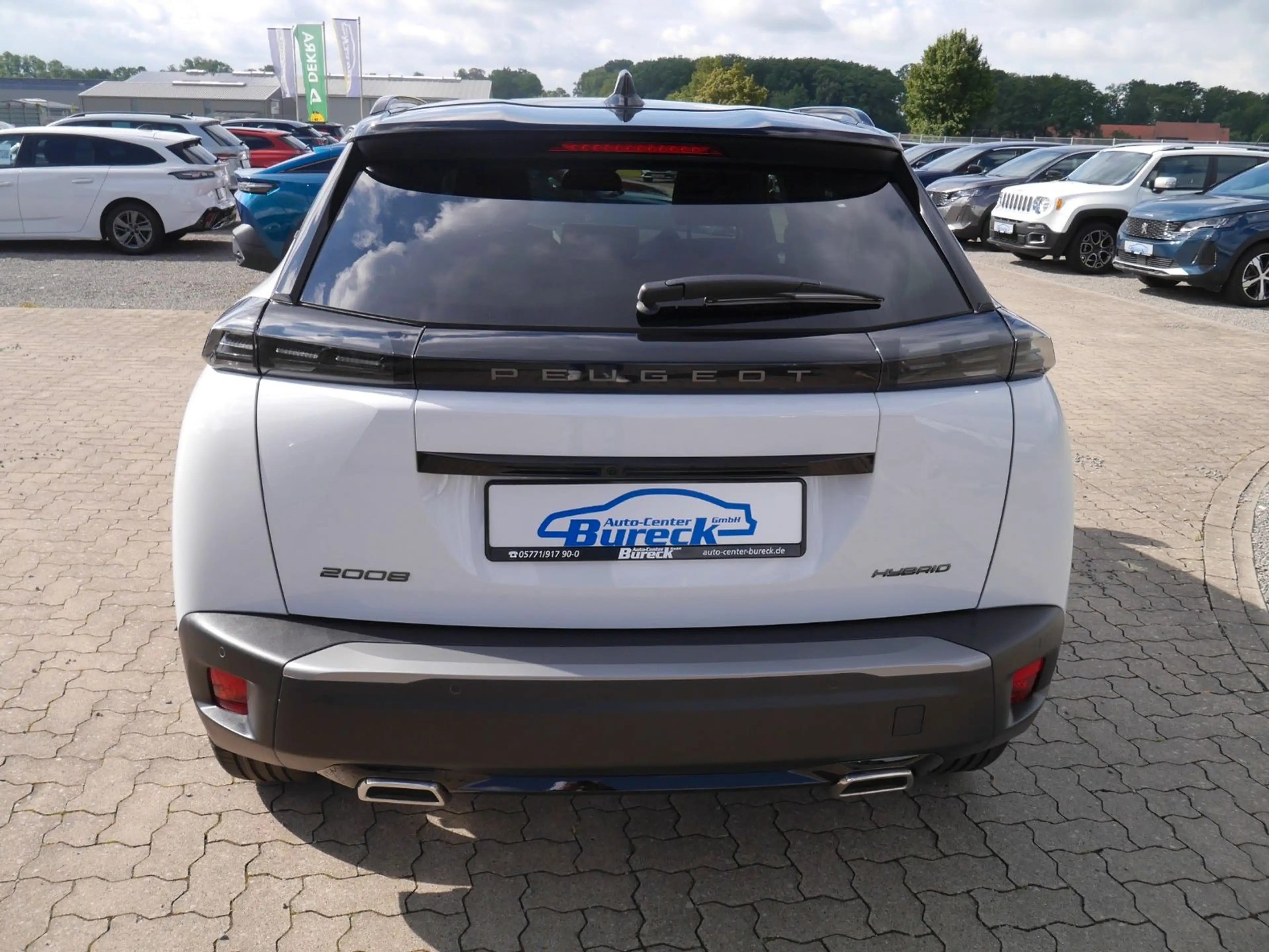 Peugeot 2008 Hybrid 145 GT APP-Navi/LED/PDC/Kamera — photo 5