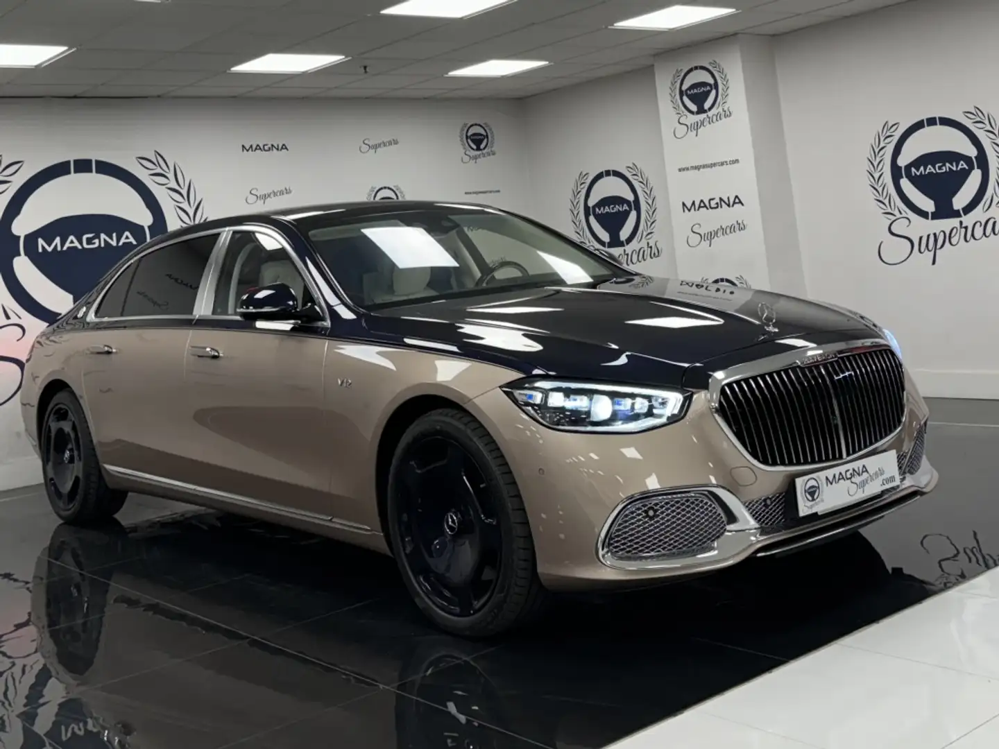 Mercedes-Benz S 680 Maybach 4Matic Aut. Blau - 1