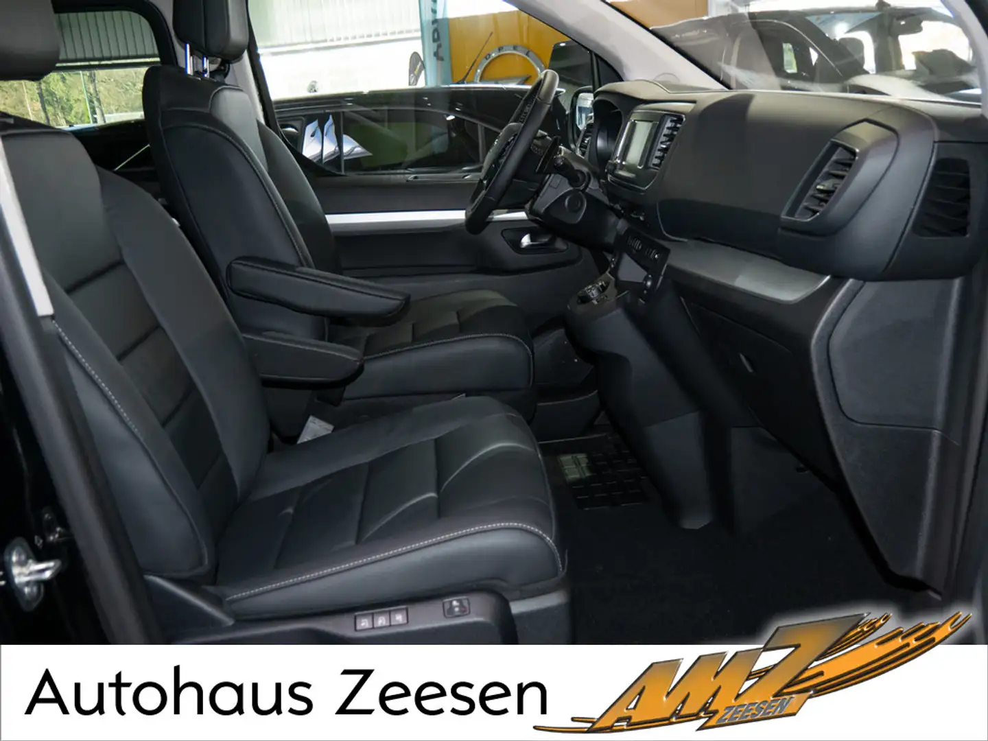 Opel Zafira Life Tourer M 2.0 D XENON KAMERA ACC Noir - 2