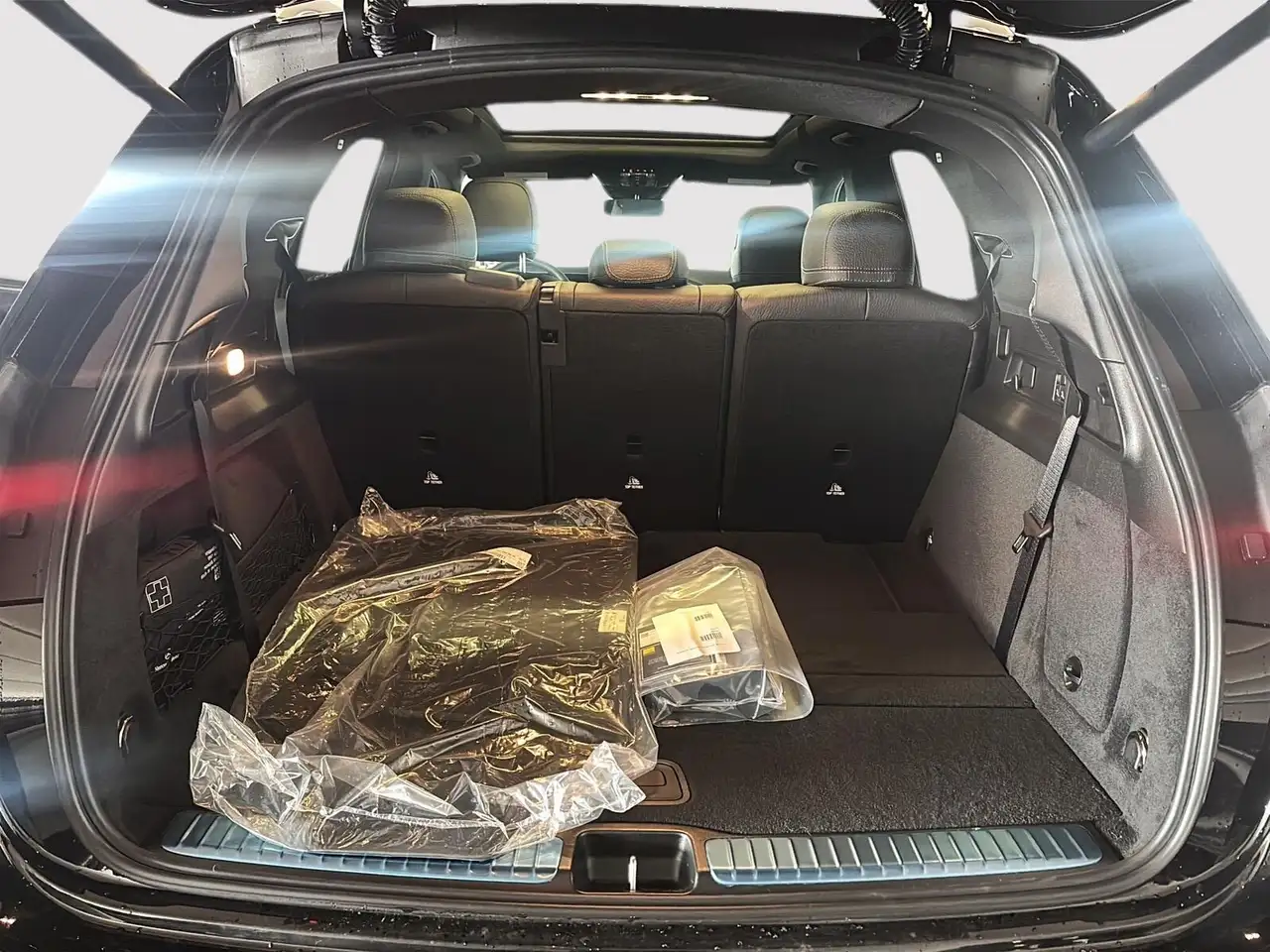 Mercedes-Benz GLE снимка Mercedes-Benz GLE