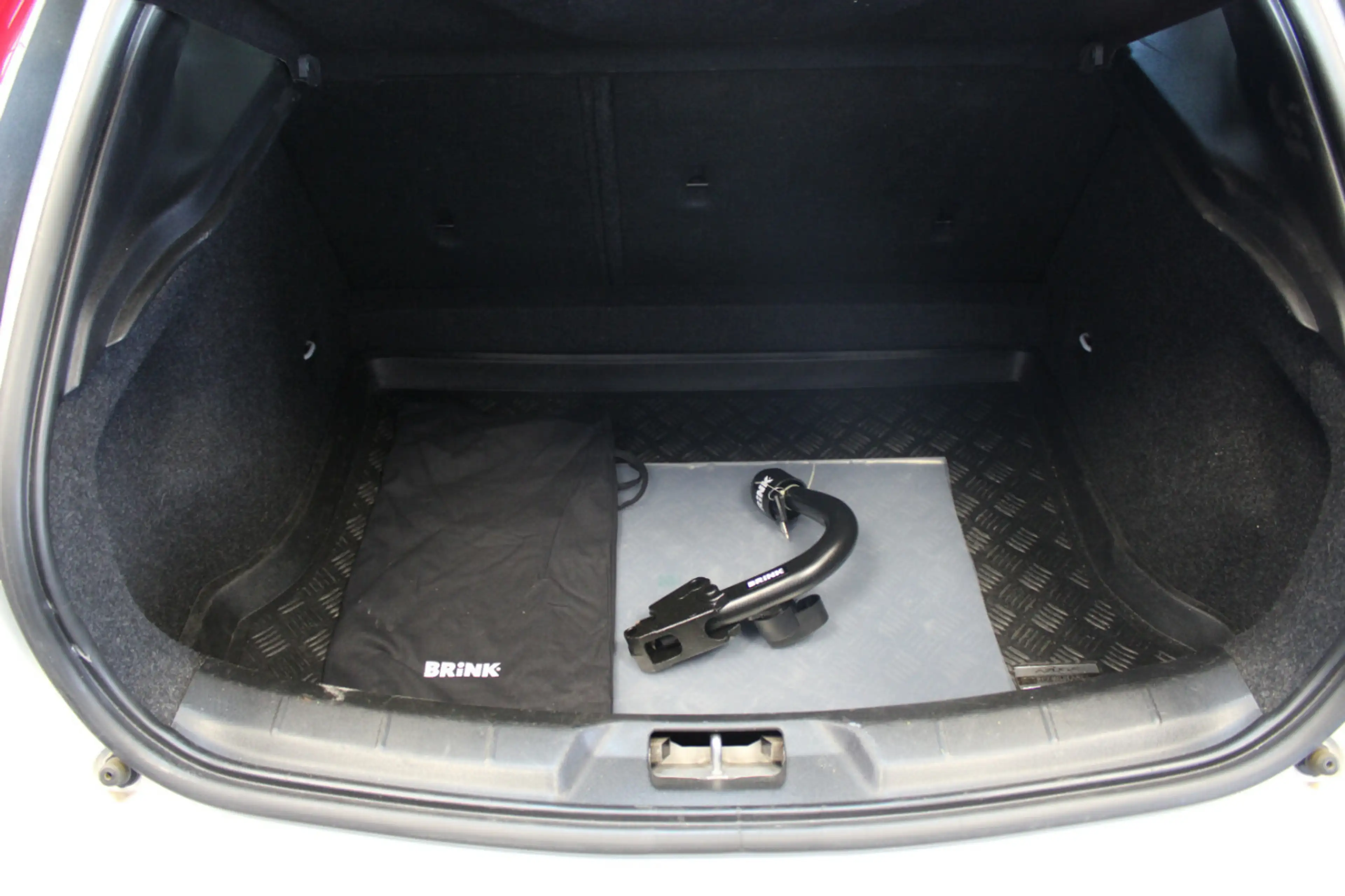 Volvo V40 Cross Country T4 AWD Geartronic — photo 6