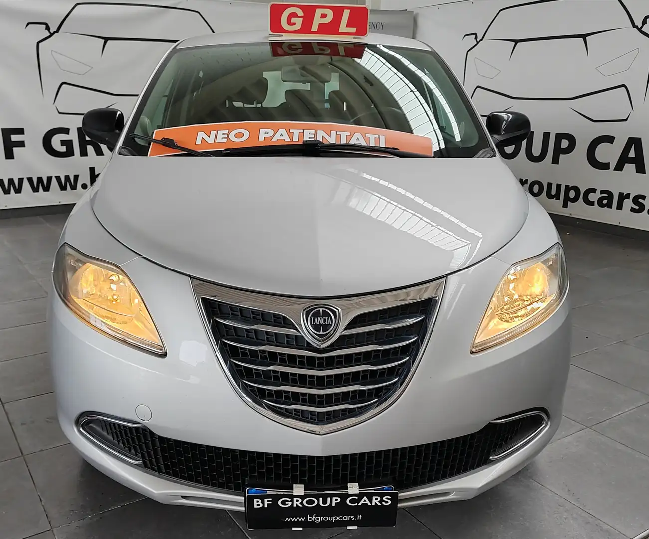 Lancia Ypsilon 1.2 8v Silver GPL Argento - 1