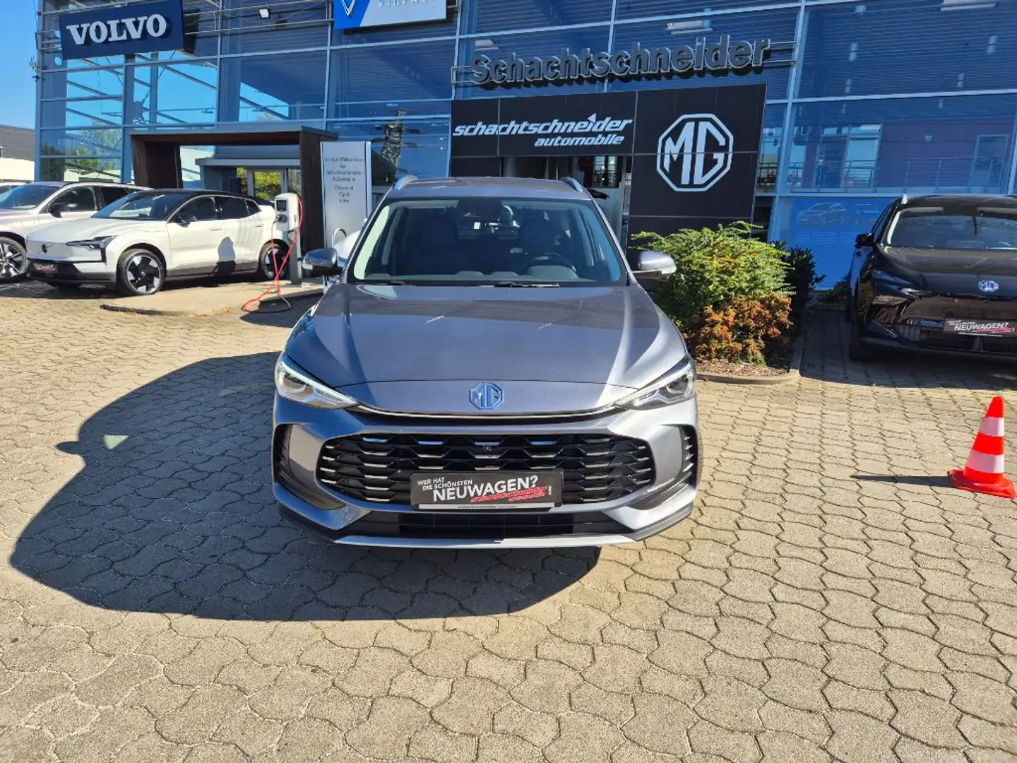 MG ZS Hybrid+ Luxury+360+Keyless+BLIS+Leder+LED+ Grigio - 2