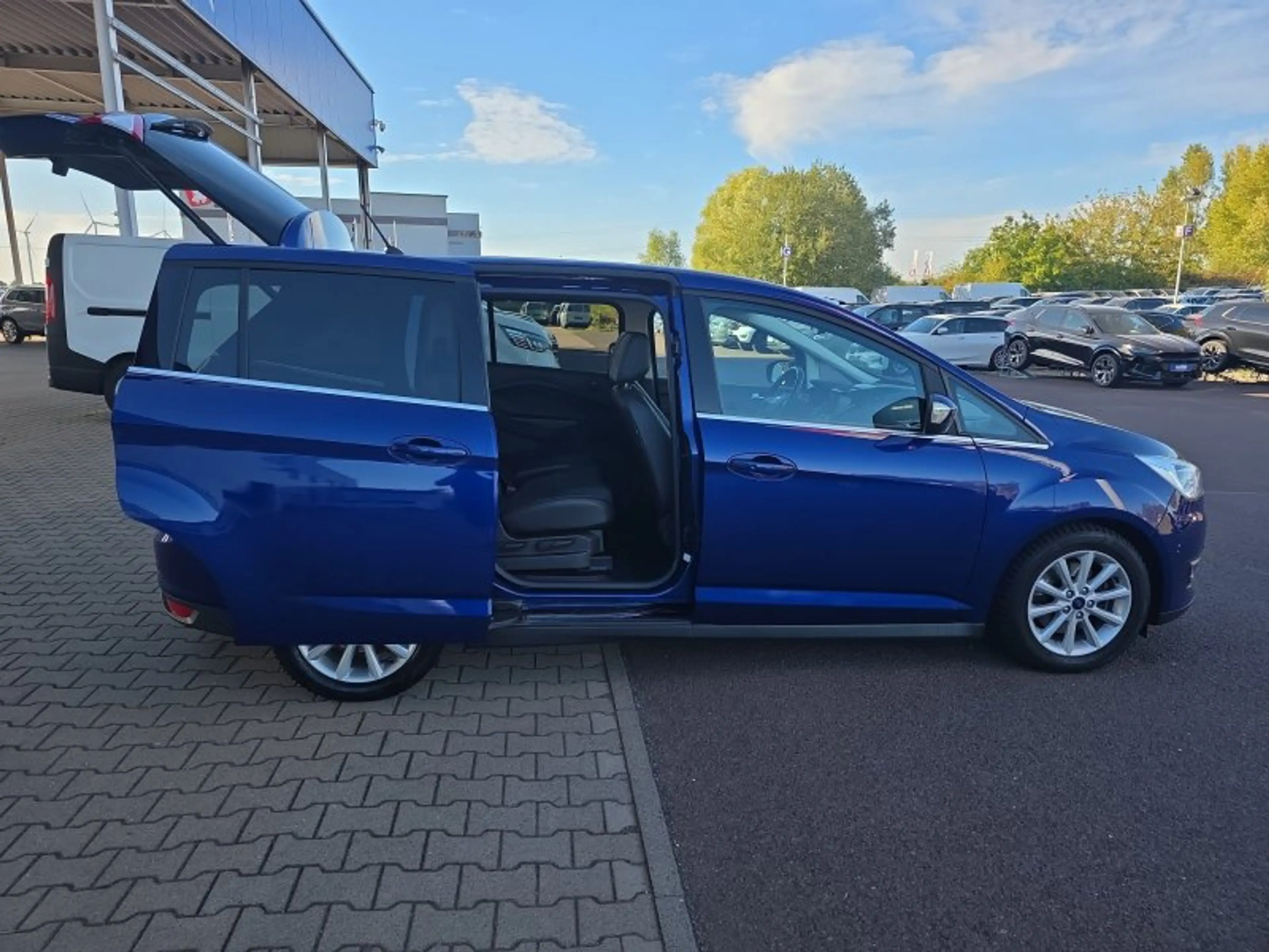 Ford Grand C-Max 1.5TDCi 7-Sitzer/AHK/Navi/el.Klappe — photo 26