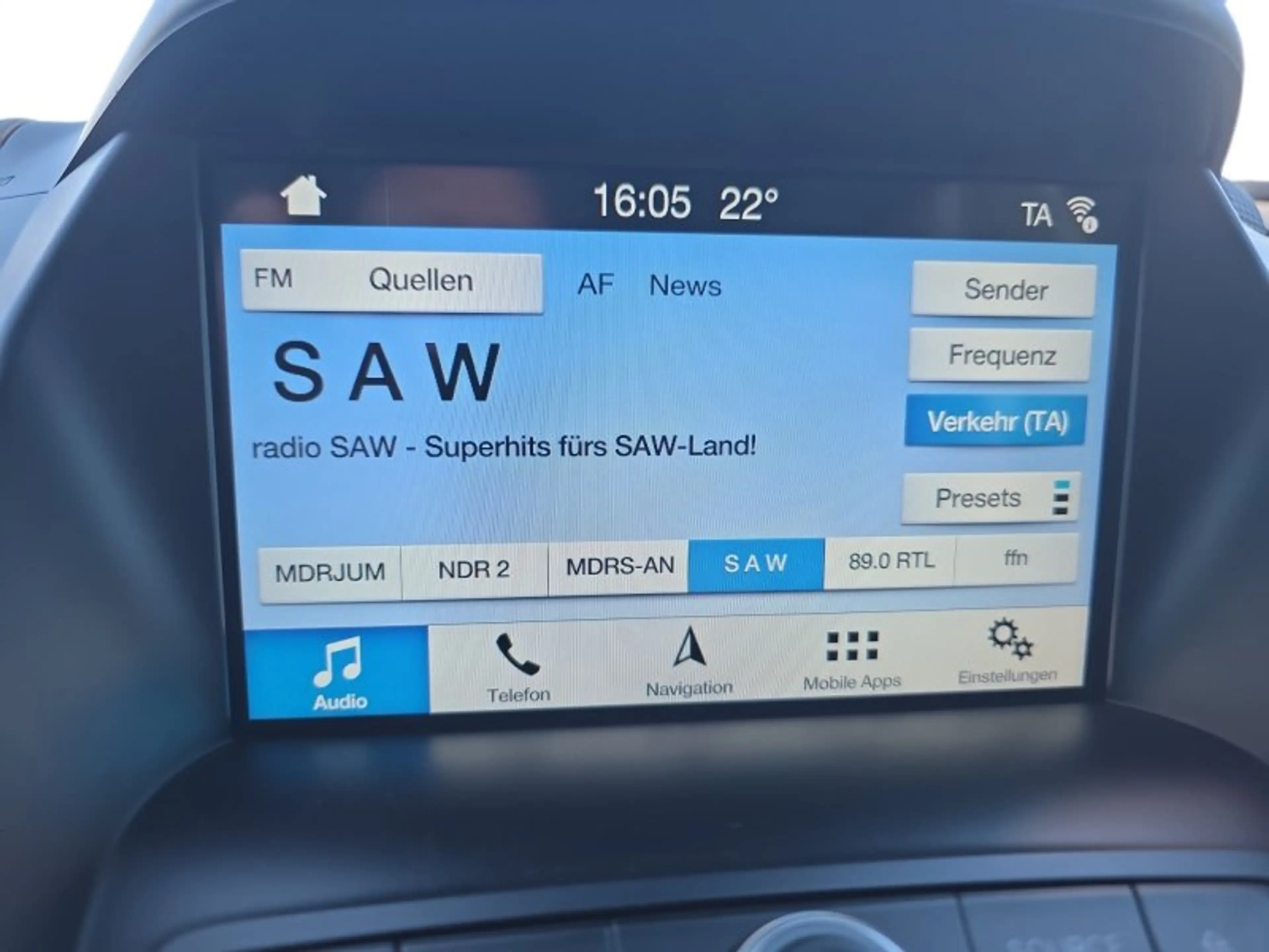 Ford Grand C-Max 1.5TDCi 7-Sitzer/AHK/Navi/el.Klappe — photo 35