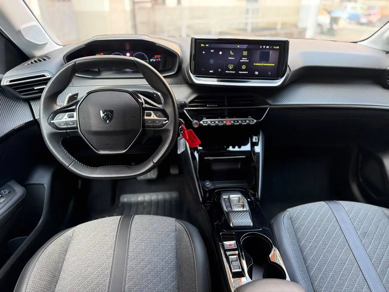 Peugeot 208 1.2 Hybrid Allure 110cv e-dcs 6m, миниатюра 8