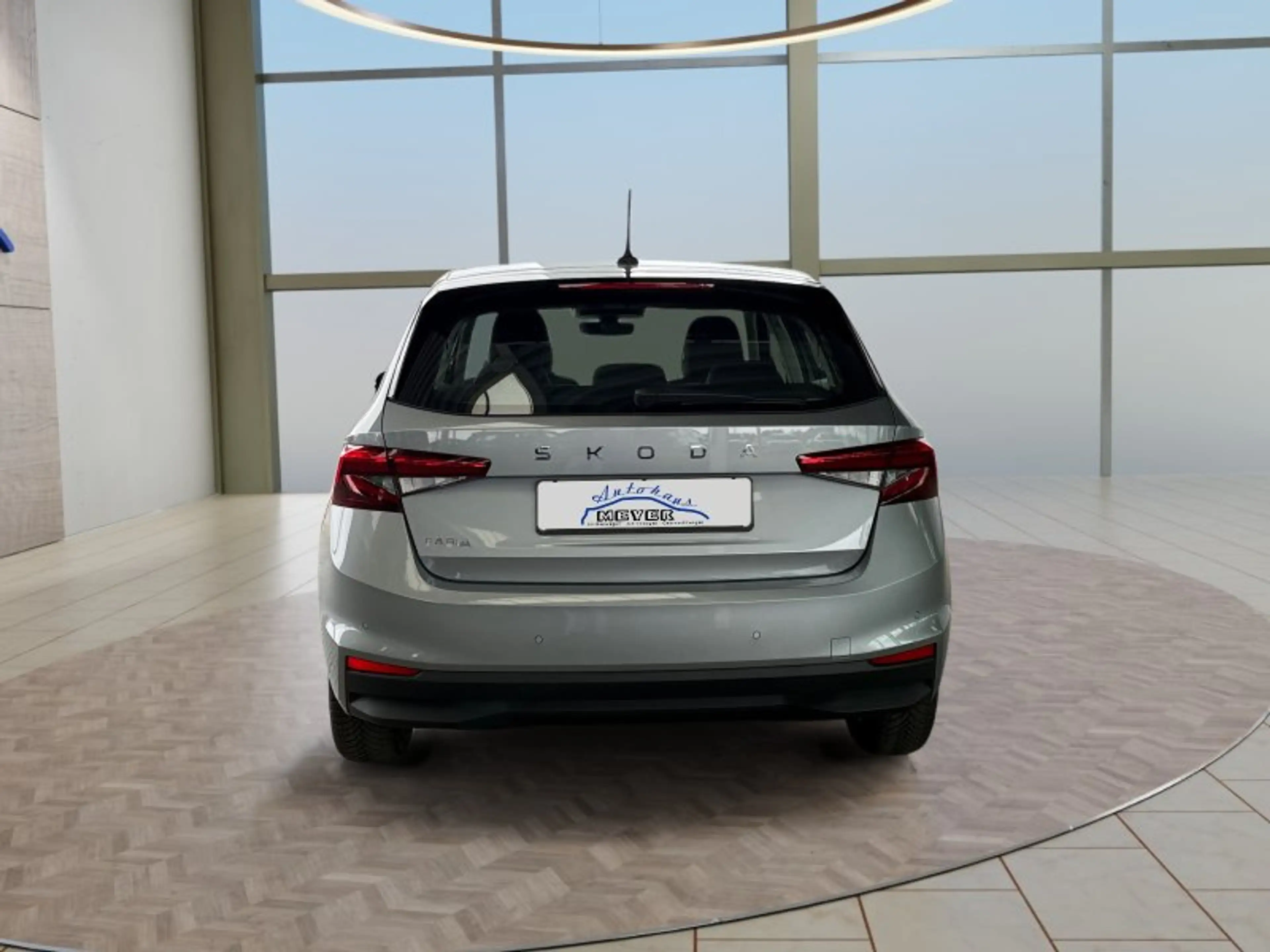 Skoda Fabia 1,0TSI DSG 2-Z.Klimaaut/Winterp/Temp/LED/Pdc — photo 4