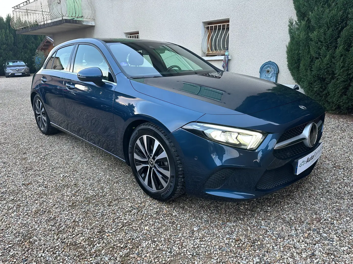 Mercedes-Benz 180 Classe A 180 1.3 136ch Style Line + options 7G-DCT Azul - 1