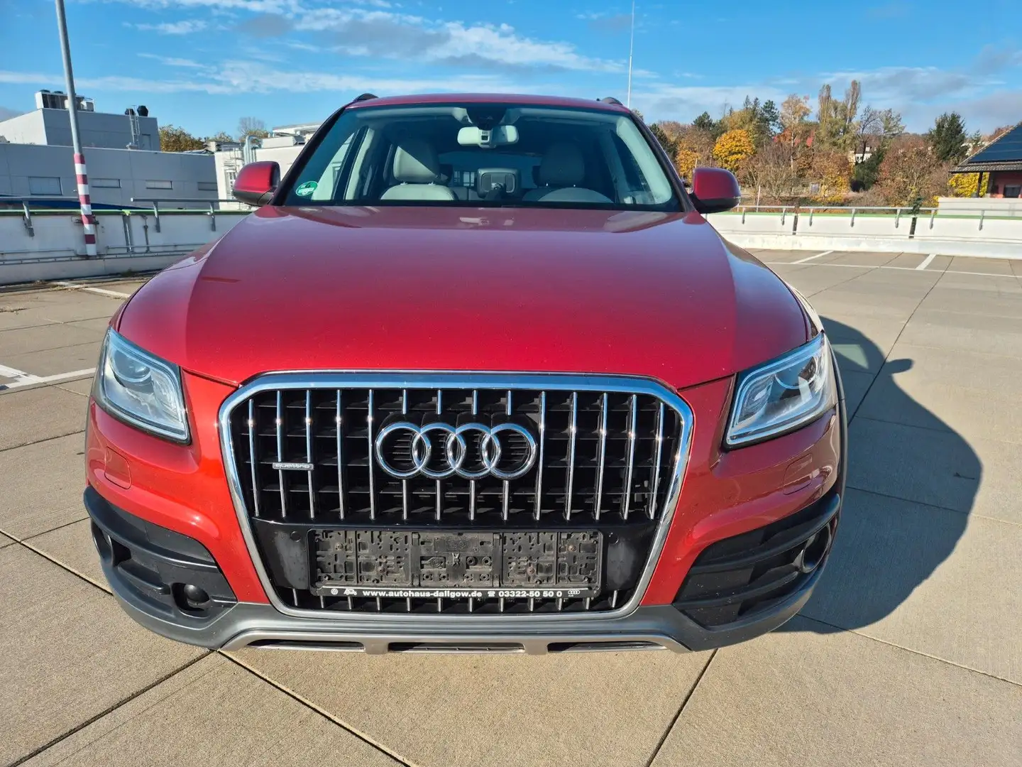 Audi Q5 3.0TDI  quattro Off-Road Paket ACC Leder Navi Rojo - 2