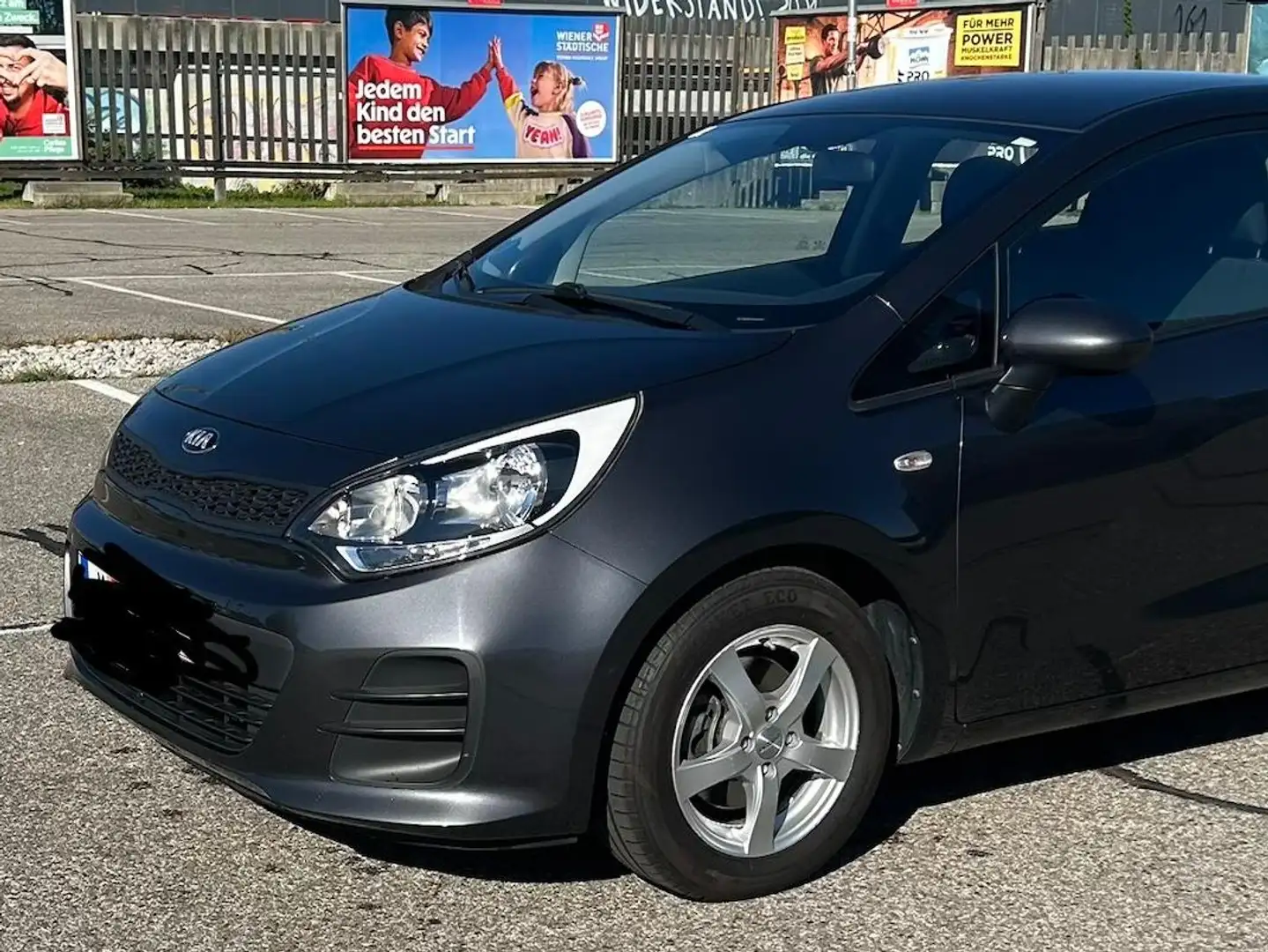 Kia Rio Rio 1,2 MPI Titan Titan Grau - 1