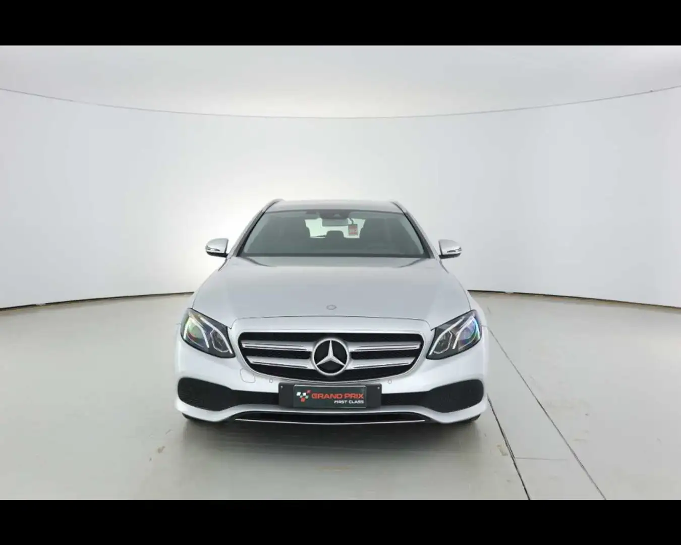 Mercedes-Benz E 220 d S.W. Auto Sport Argento - 1