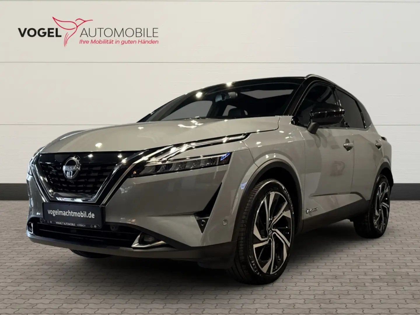 Nissan Qashqai e-Power Tekna+ Pano+20''LM+Bose+Bi-Color Grau - 1