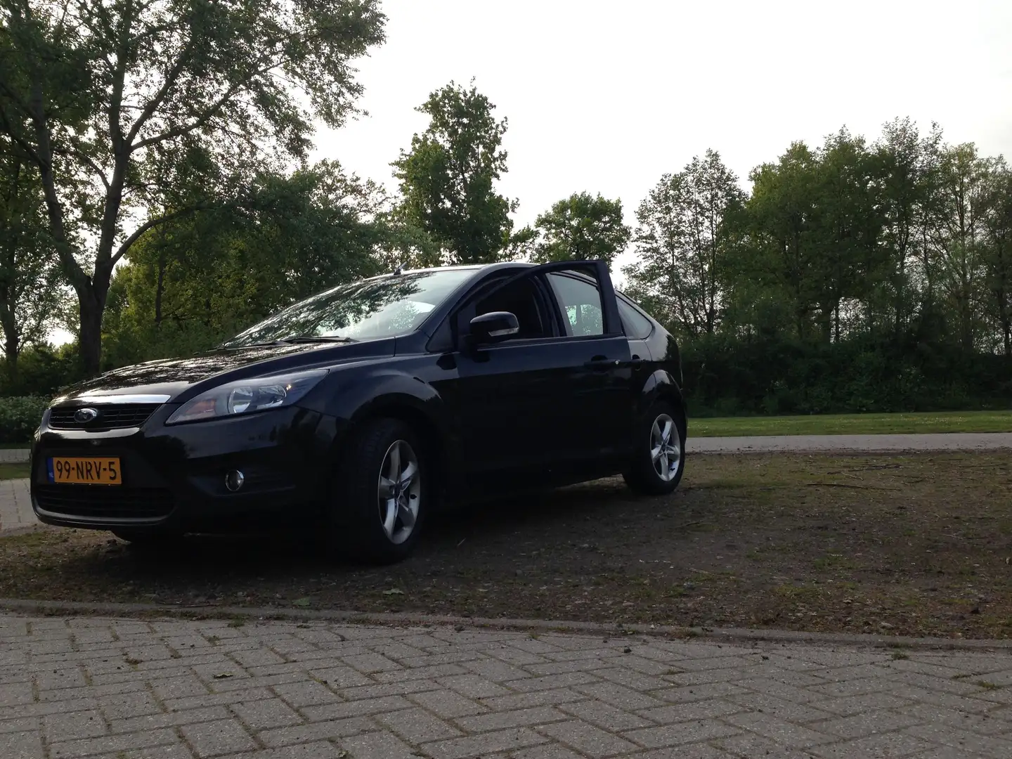 Ford Focus Focus 1.6 Comfort Černá - 2