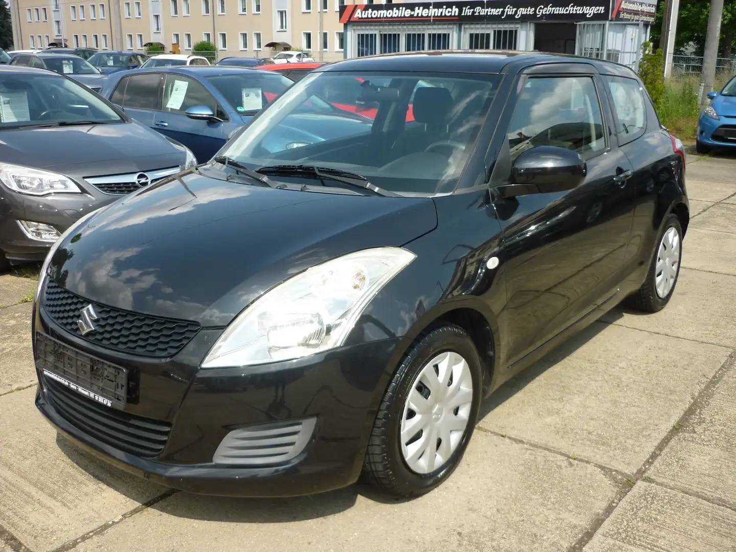 Suzuki Swift 1.2 Sitzheizung! Klima! Schwarz - 1