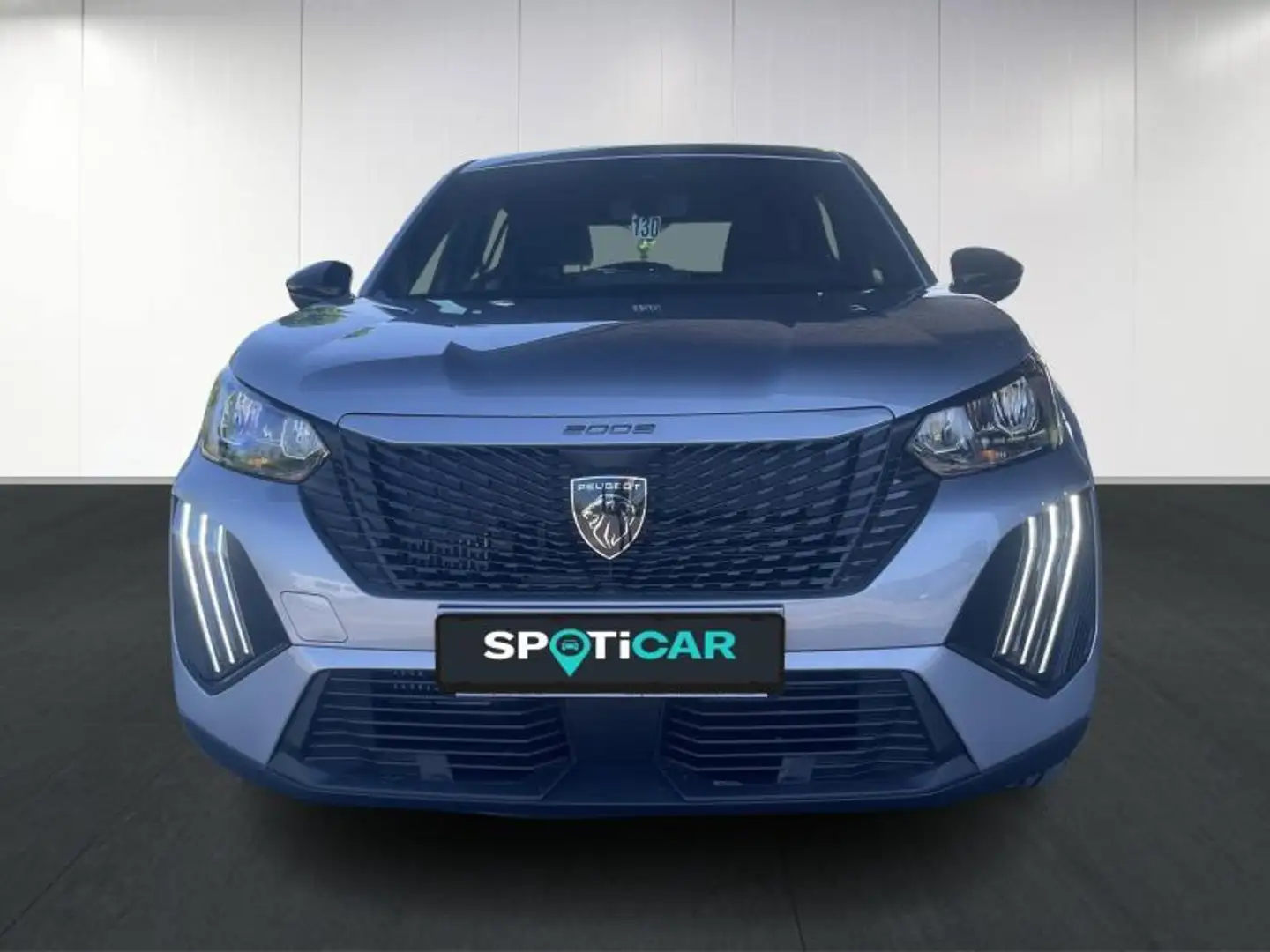Peugeot 2008 II // VEHICULE DE DIRECTION // Gris - 2
