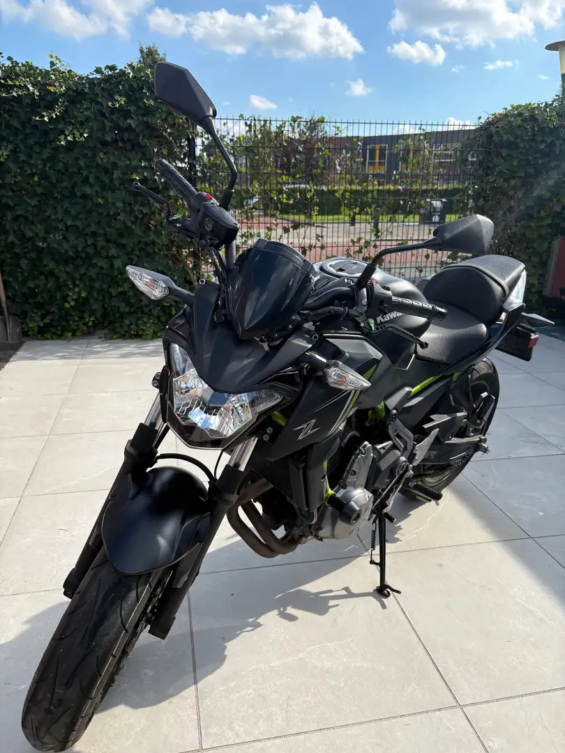 Kawasaki Z 650 Zwart - 2