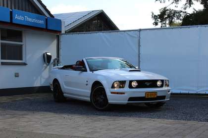 Ford Mustang 4.6 V8 GT Cabrio | Youngtimer | Leer