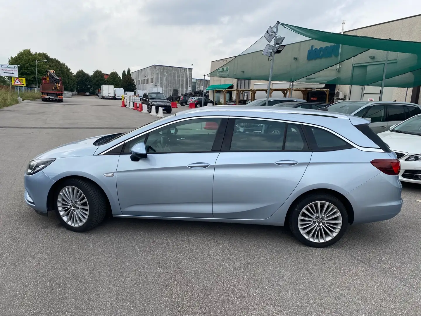 Opel Astra 1.6 CDTi 110CV Start&Stop Sports Tourer Innovation Grigio - 2