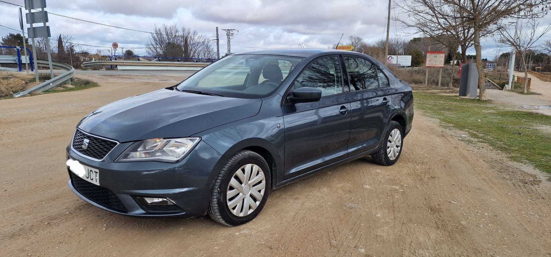 SEAT Toledo 1.6TDI CR Reference 105 - foto 1