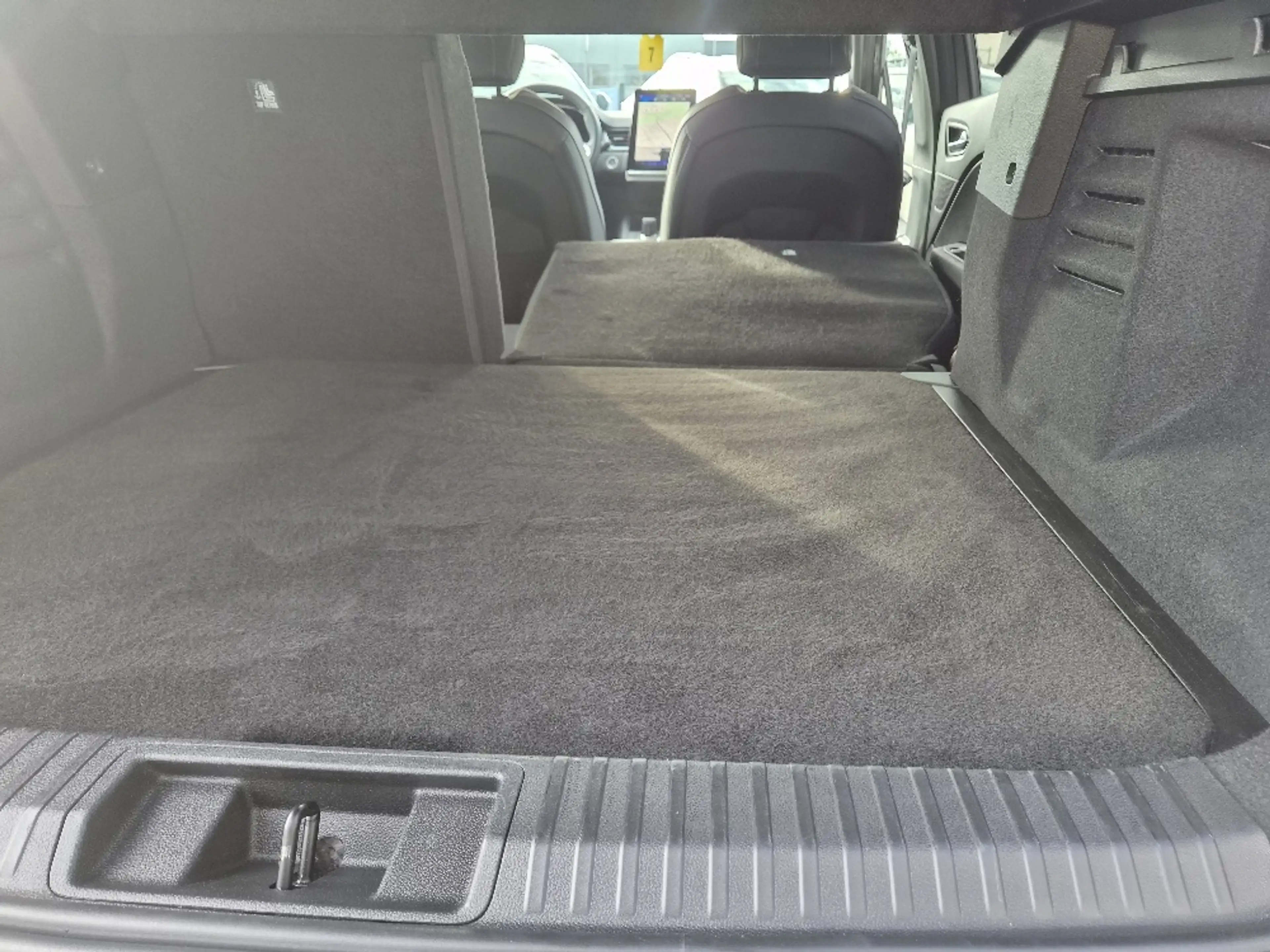 Renault Symbioz Symbioz TCe Mild Hybrid 140 EDC TECHNO — photo 15