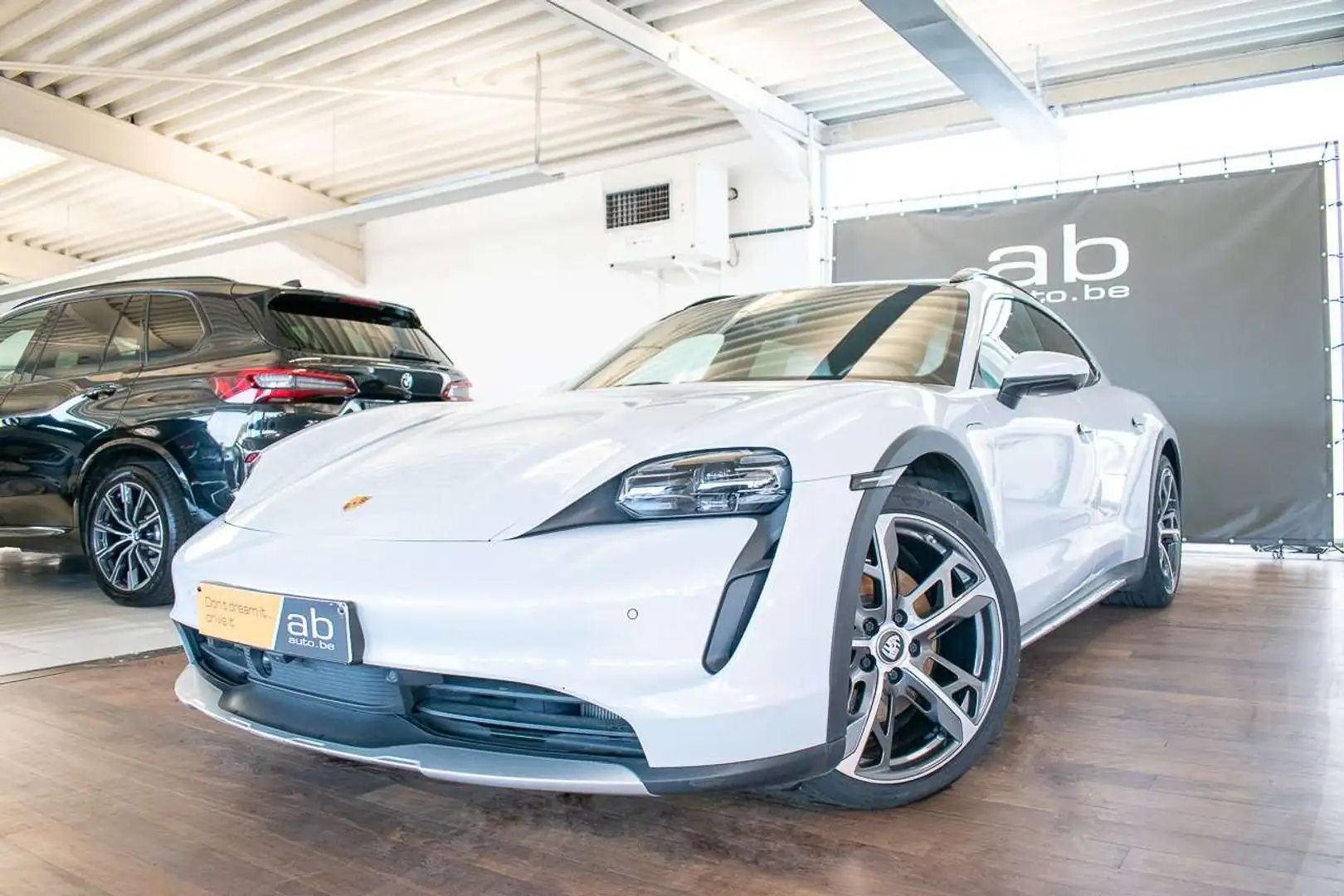 Porsche Taycan 4 CROSS TURISMO, LUCHTVER, BOSE, APPLE/ANDROID,LED Gris - 1