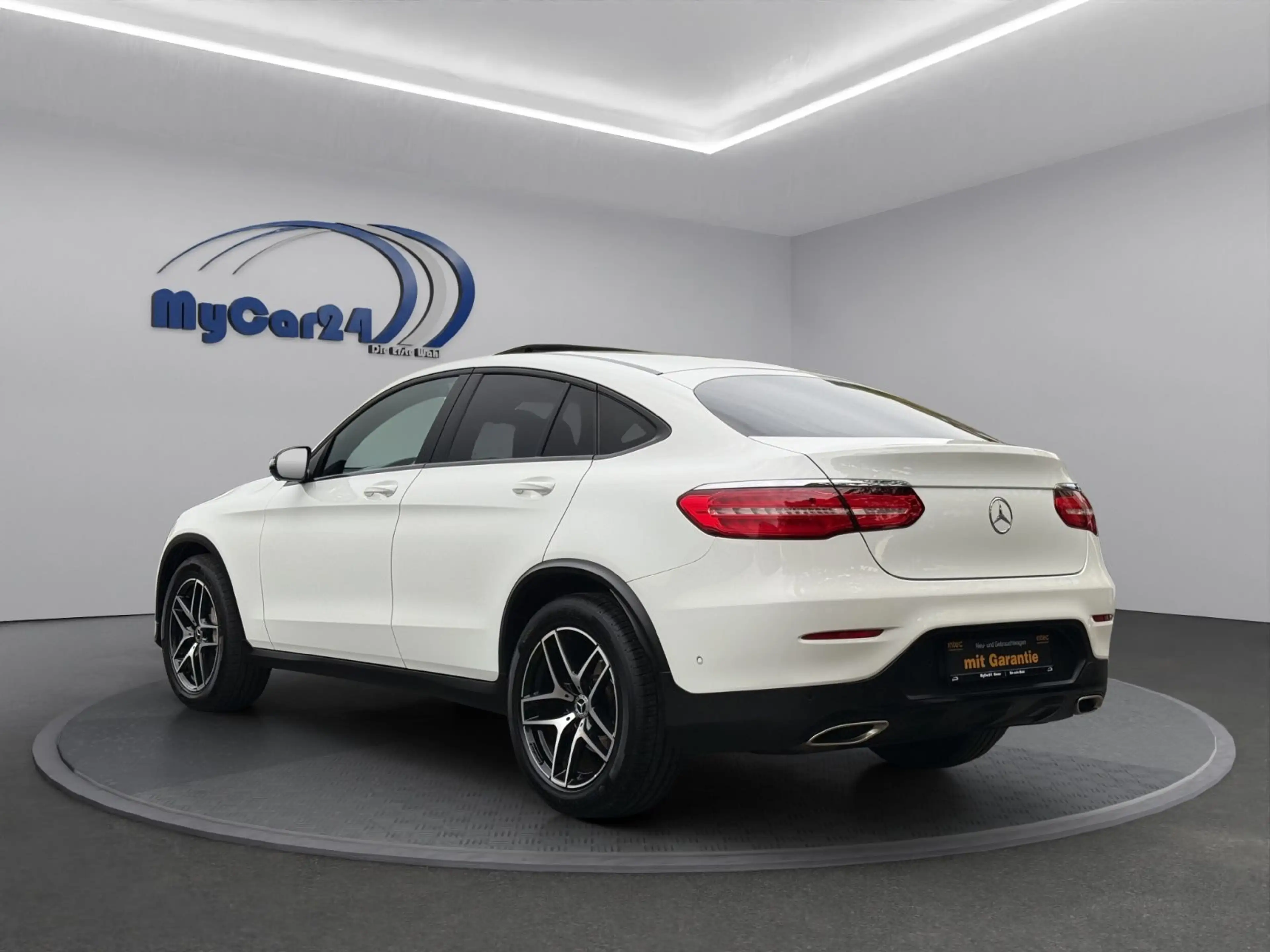 Mercedes-Benz GLC 250 Coupe°AMG°Night°Burm.°360Cam°Pano°LED — photo 4