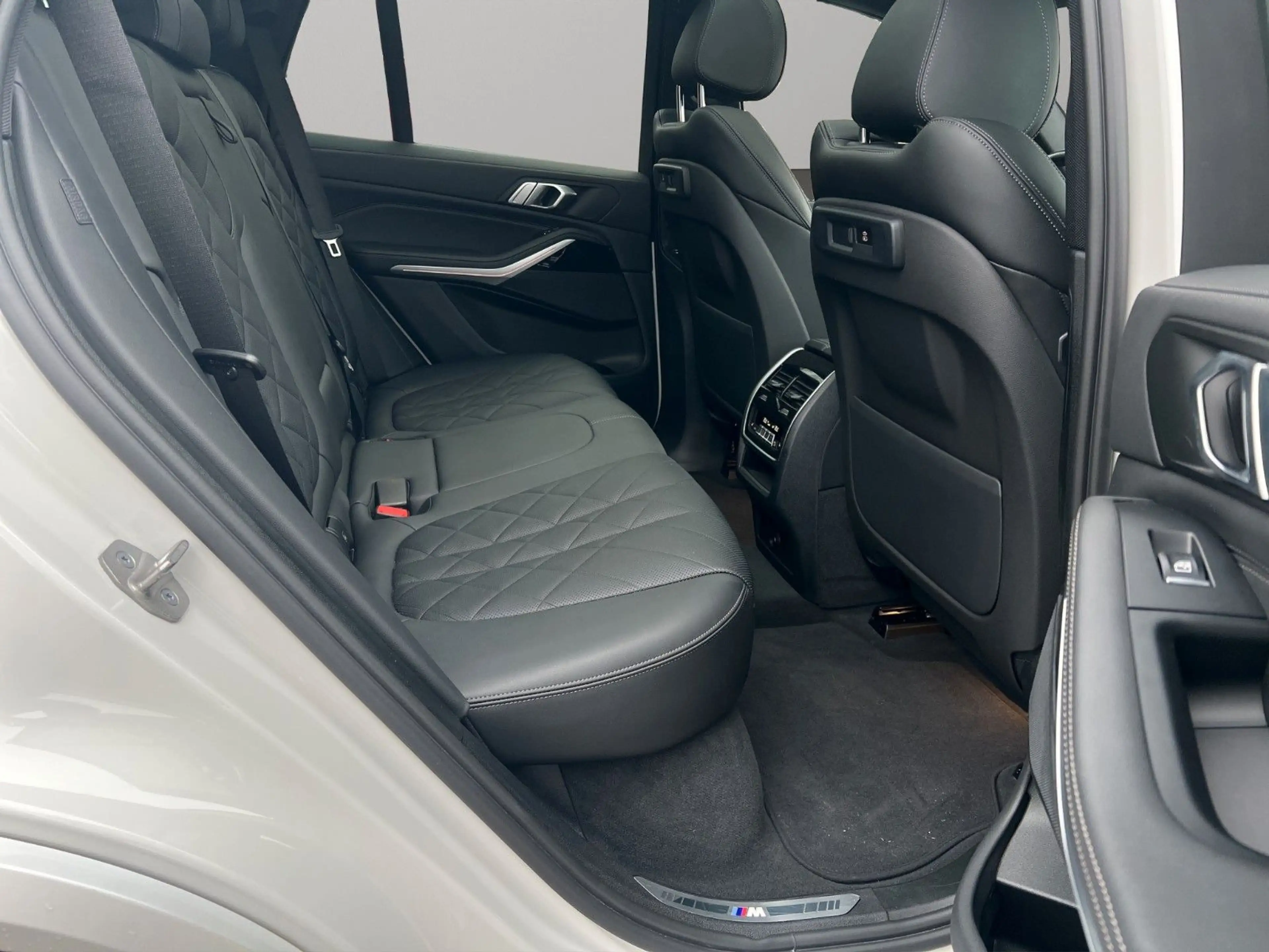 BMW X5 xDrive 30d M Sport*AHK*KAMERA*HEAD-UP*VIRTUAL — photo 13