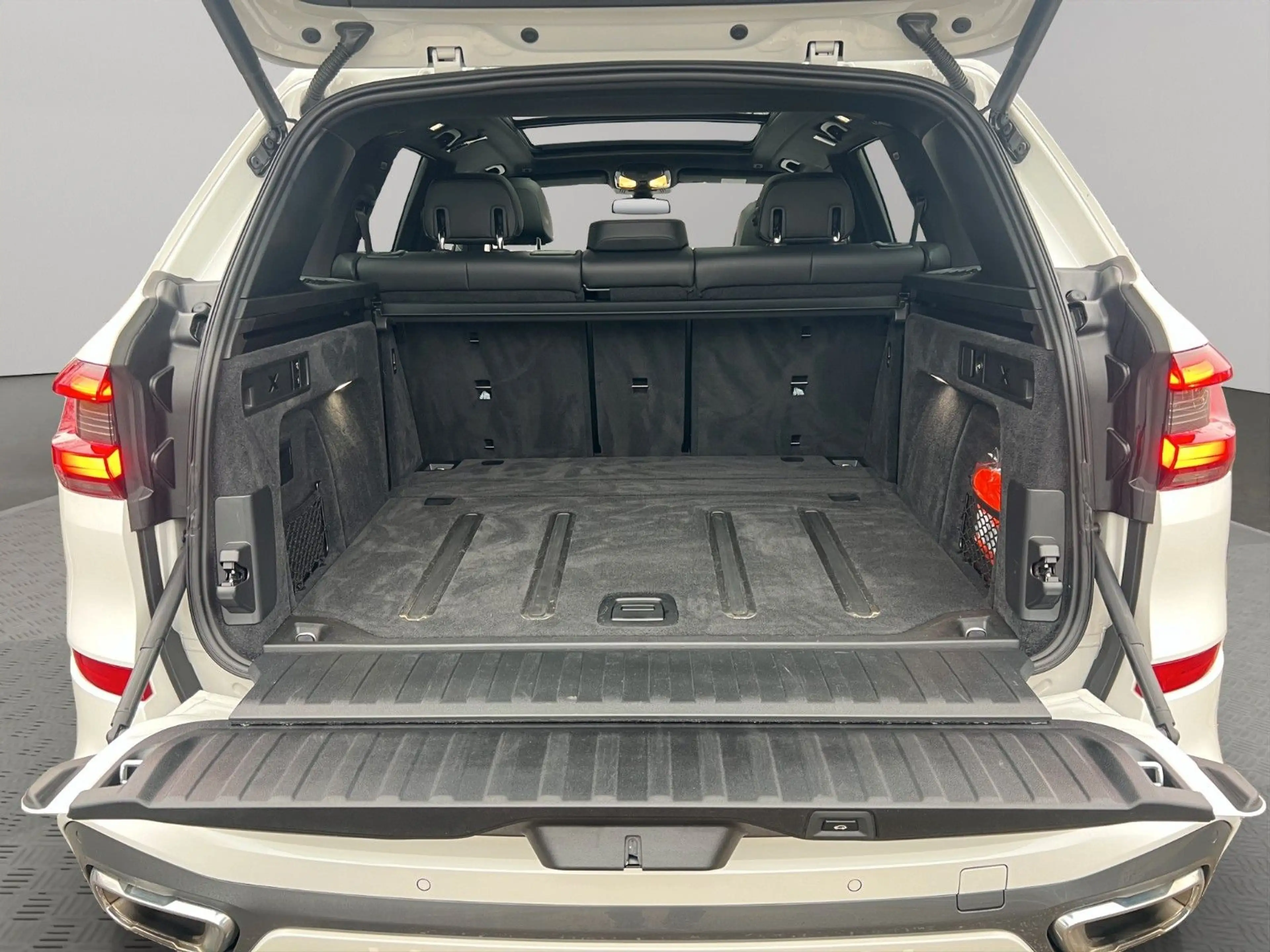 BMW X5 xDrive 30d M Sport*AHK*KAMERA*HEAD-UP*VIRTUAL — photo 14