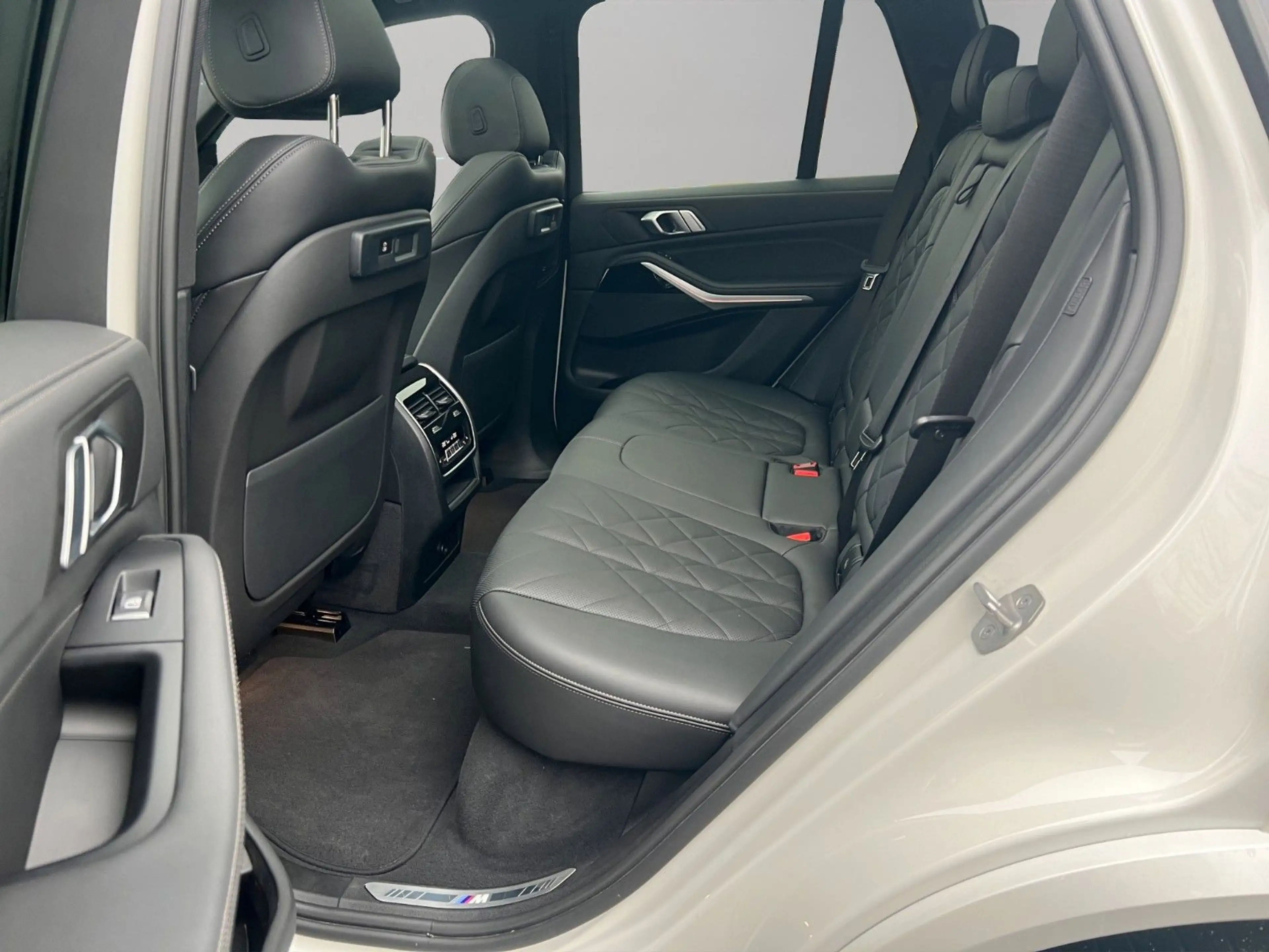 BMW X5 xDrive 30d M Sport*AHK*KAMERA*HEAD-UP*VIRTUAL — photo 12