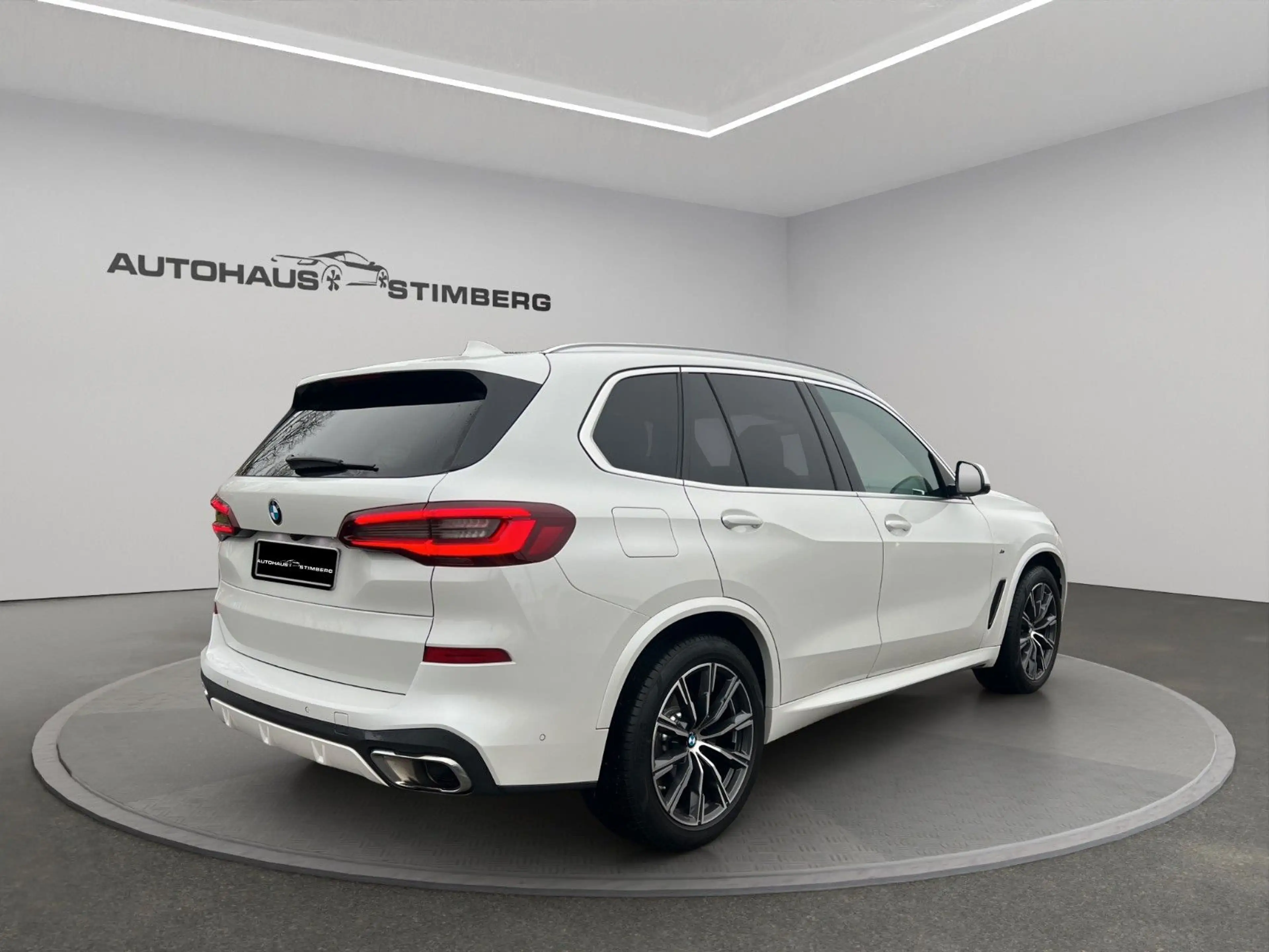 BMW X5 xDrive 30d M Sport*AHK*KAMERA*HEAD-UP*VIRTUAL — photo 2