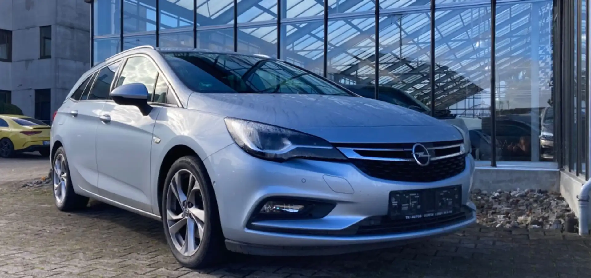 Opel Astra K Sports Tourer Innovation Navi AHK Kamera Argent - 2