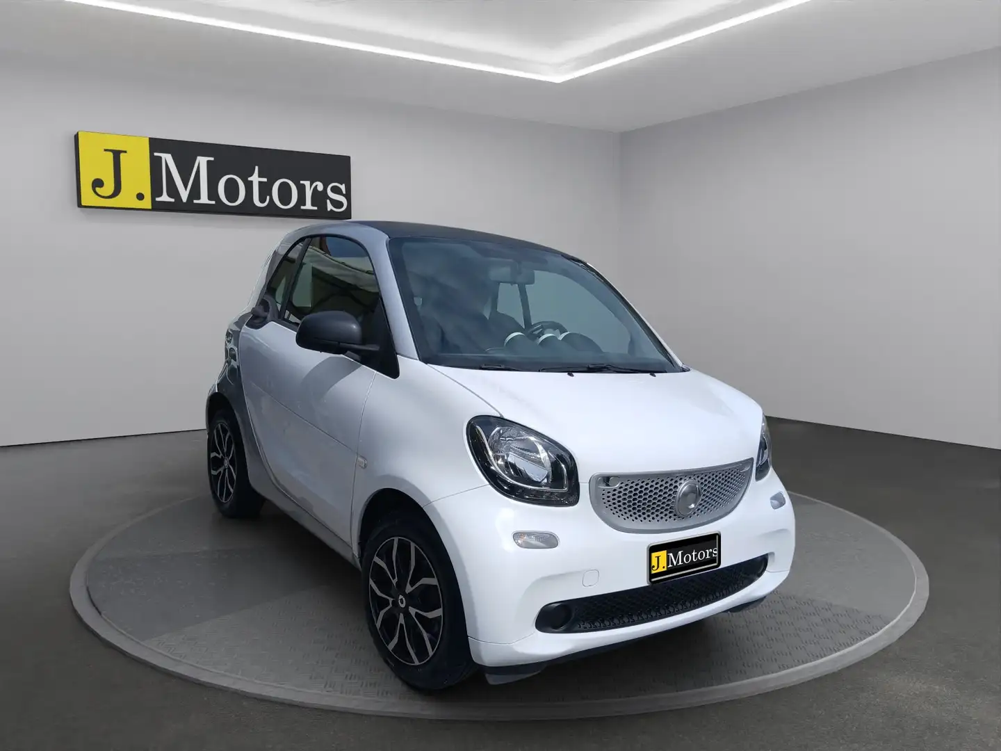 smart forTwo 1.0 PASSION 71cv twinamic Navigatore Sedili pelle Weiß - 2