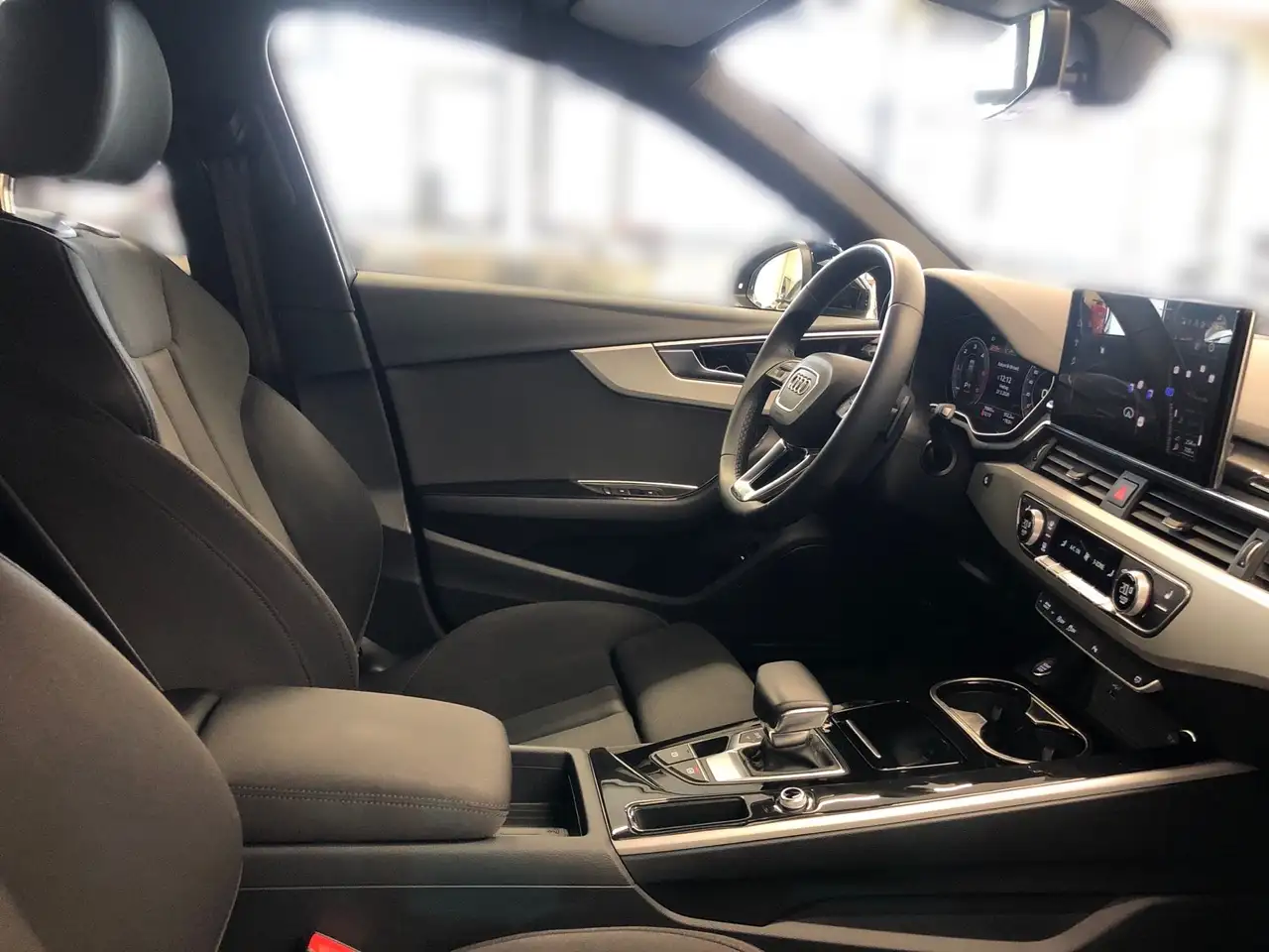 Audi A4 Avant 40 TDI S-line S-troni 11