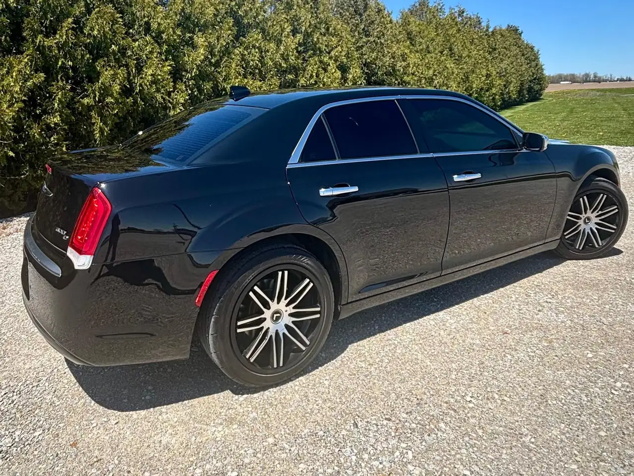 2019 Chrysler 300