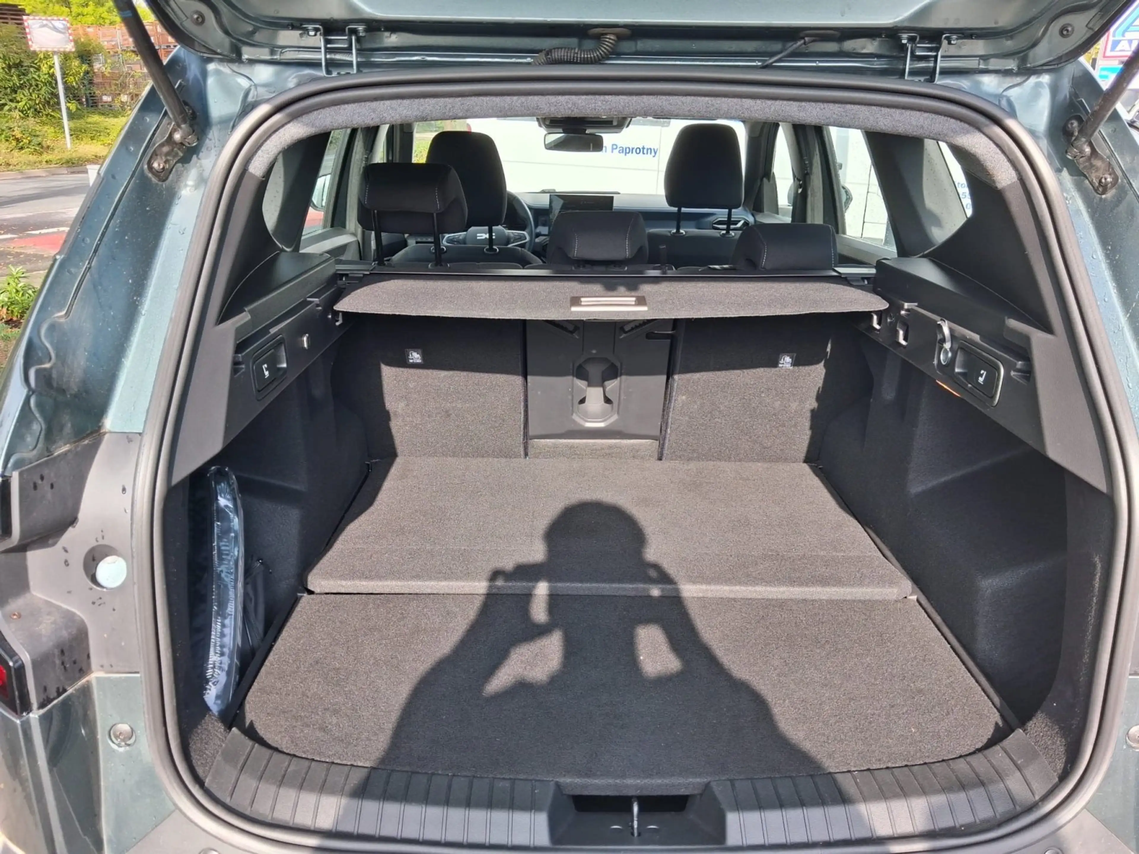 Dacia Bigster 1.2 TCe 140 Mild-Hybrid Expression — photo 14