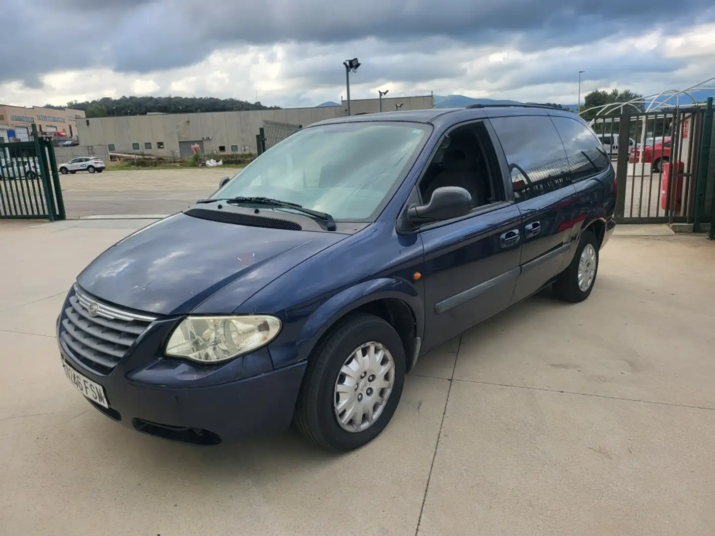 Chrysler Voyager Grand 2.8CRD SE Aut. Синій - 1