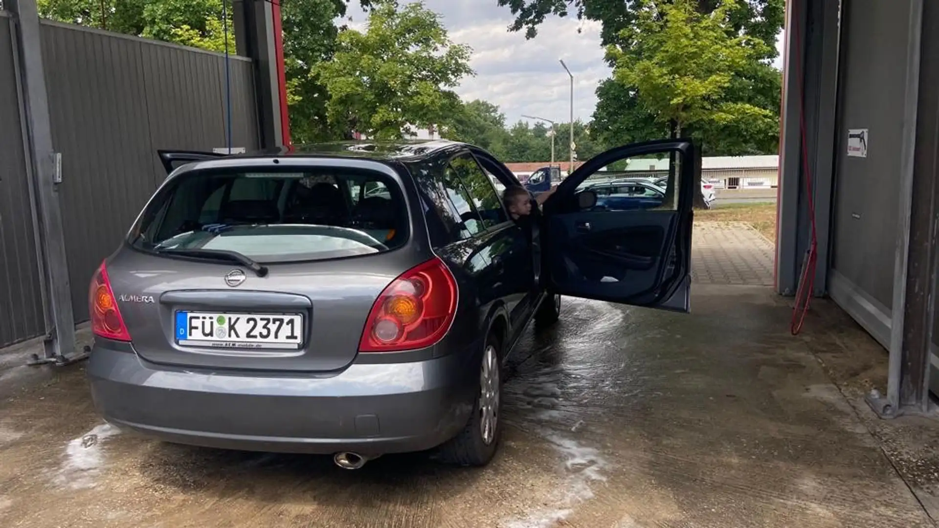 Nissan Almera Acenta Plus Gris - 2