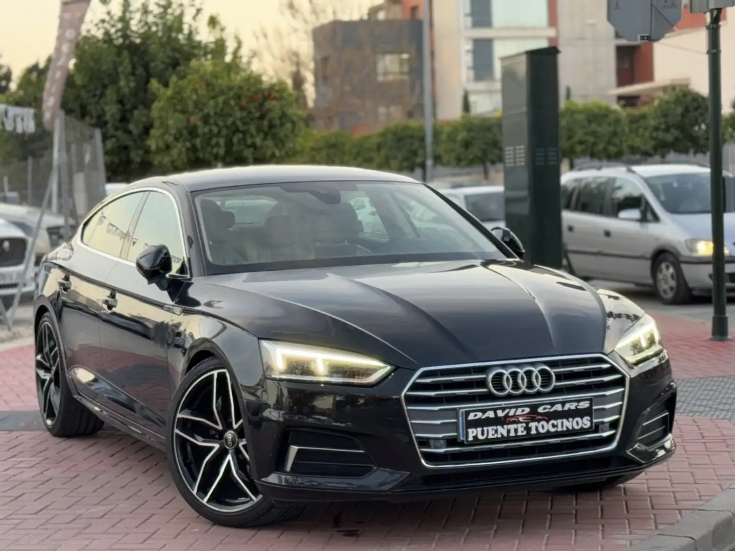 Audi A5 Sportback 2.0TDI Sport quattro-ultra 140kW Negro - 1