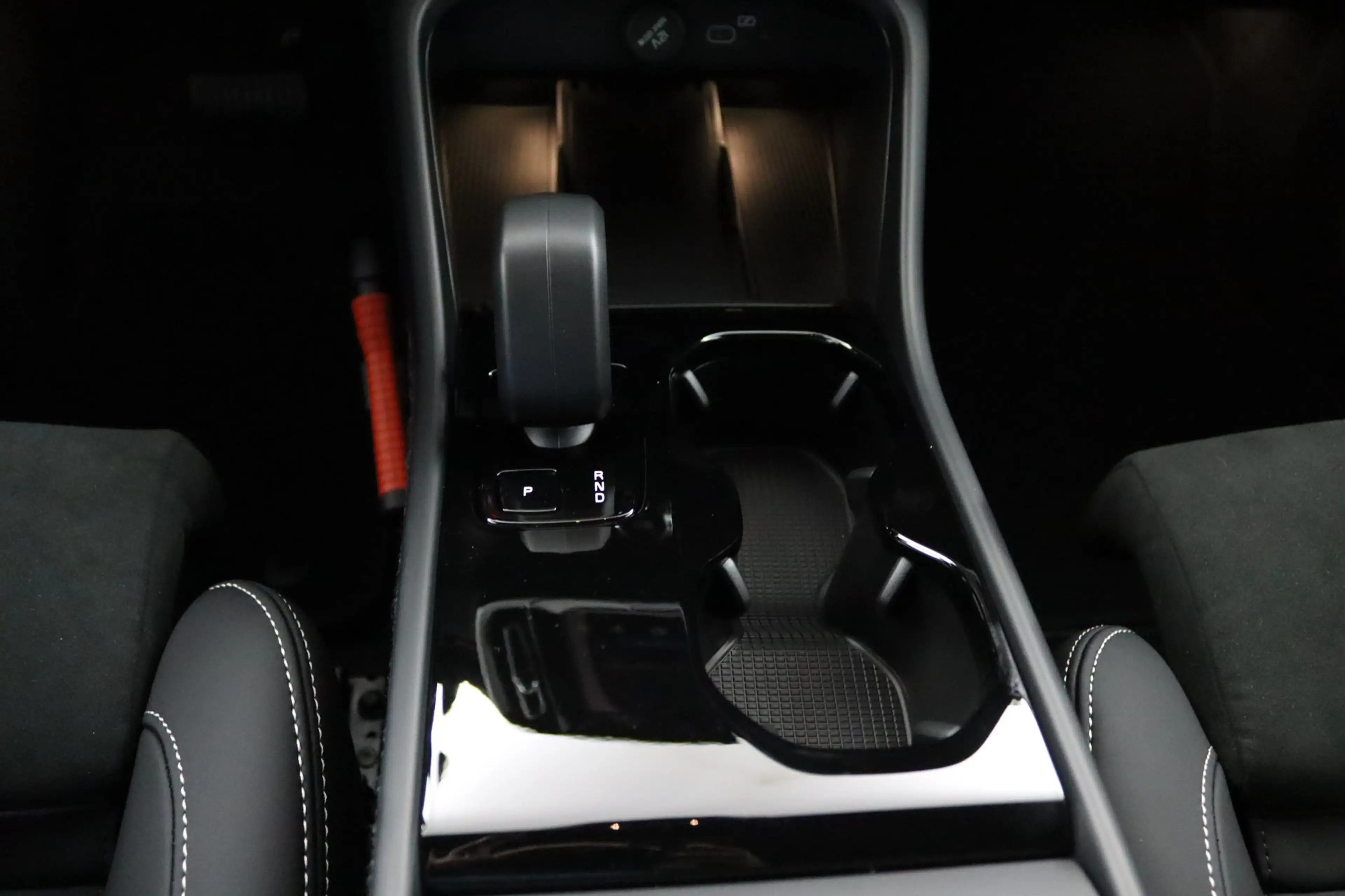 Volvo EX40 Single Motor Extended Range Ultra Black Ed. 82 kWh — photo 30