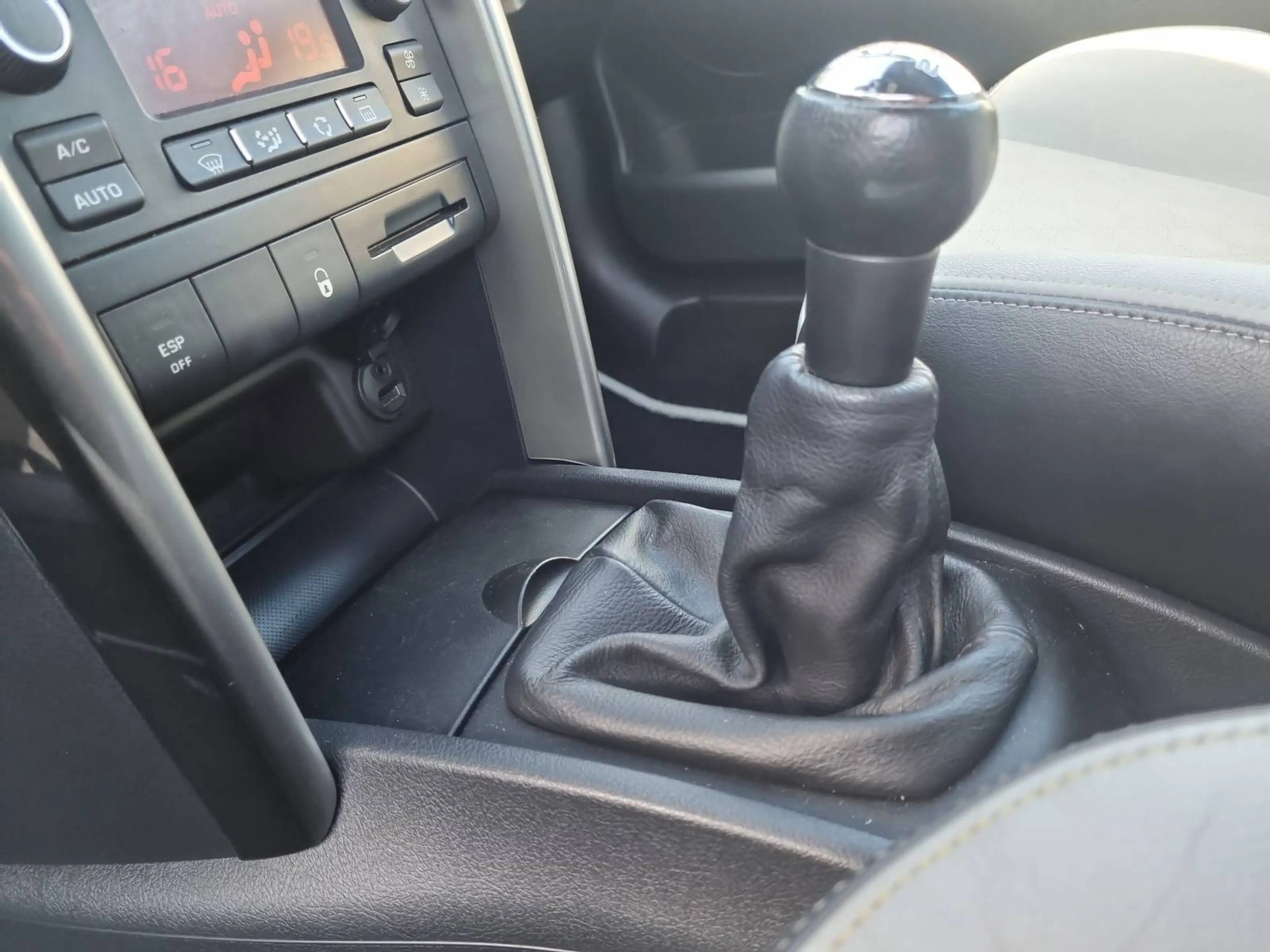 Peugeot 207 CC Cabrio-Coupe Roland Garros*Leder*Dyn.Kurvenlich — photo 10