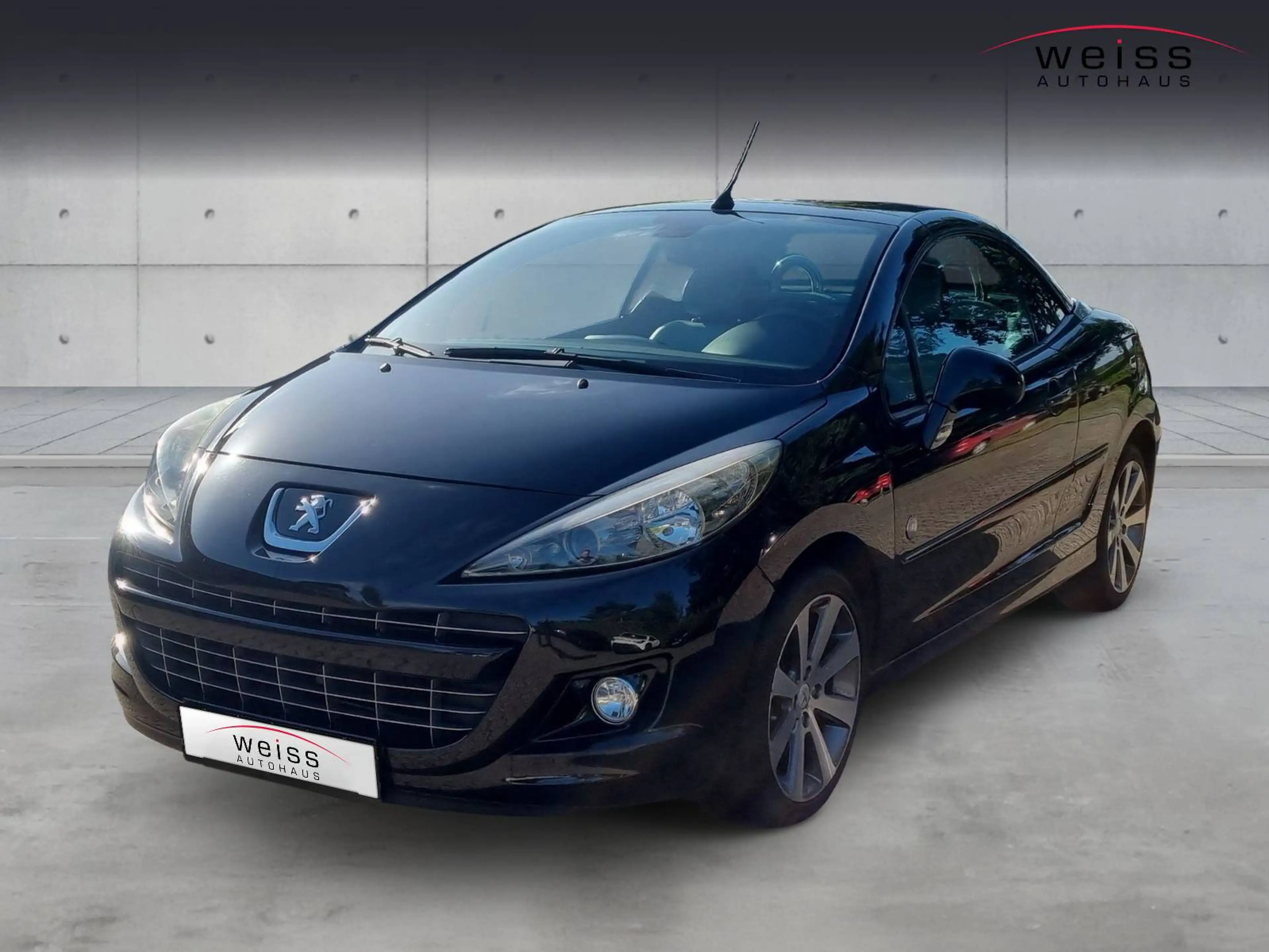 Peugeot 207 CC Cabrio-Coupe Roland Garros*Leder*Dyn.Kurvenlich