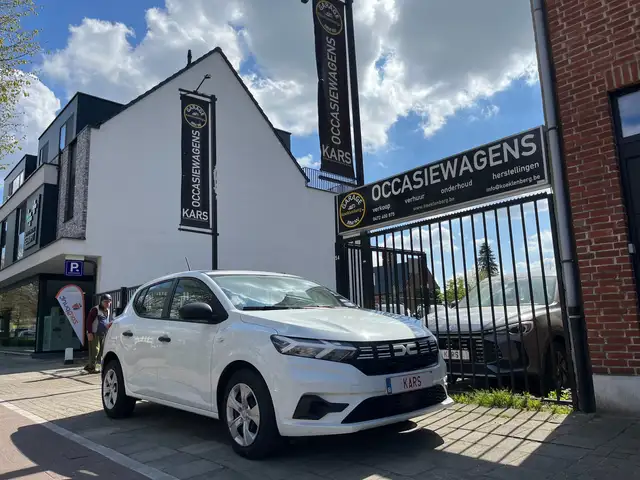 Dacia Sandero 1.0 TCe Essential/NIEUWSTAAT/JONGE WAGEN/GARANTIE
